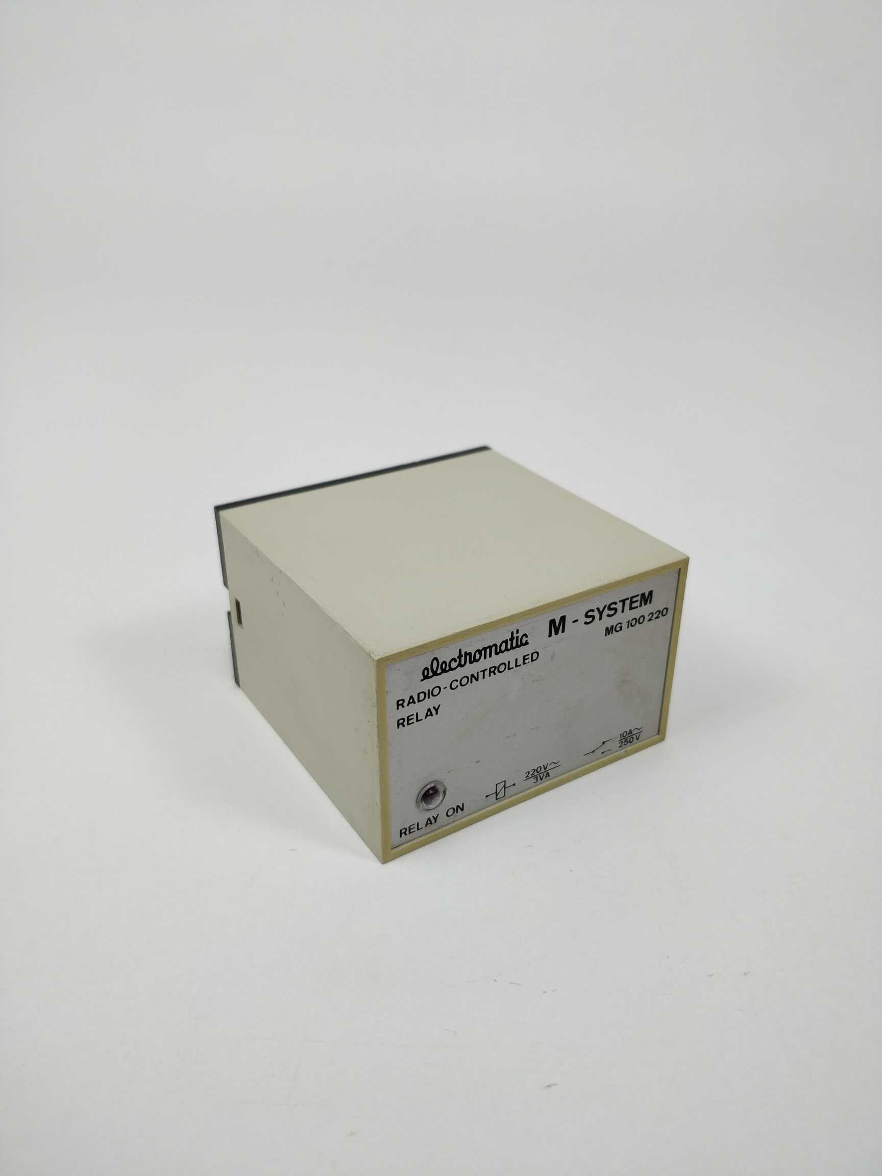 Electromatic MG 100 220 M-system Radio-controlled relay