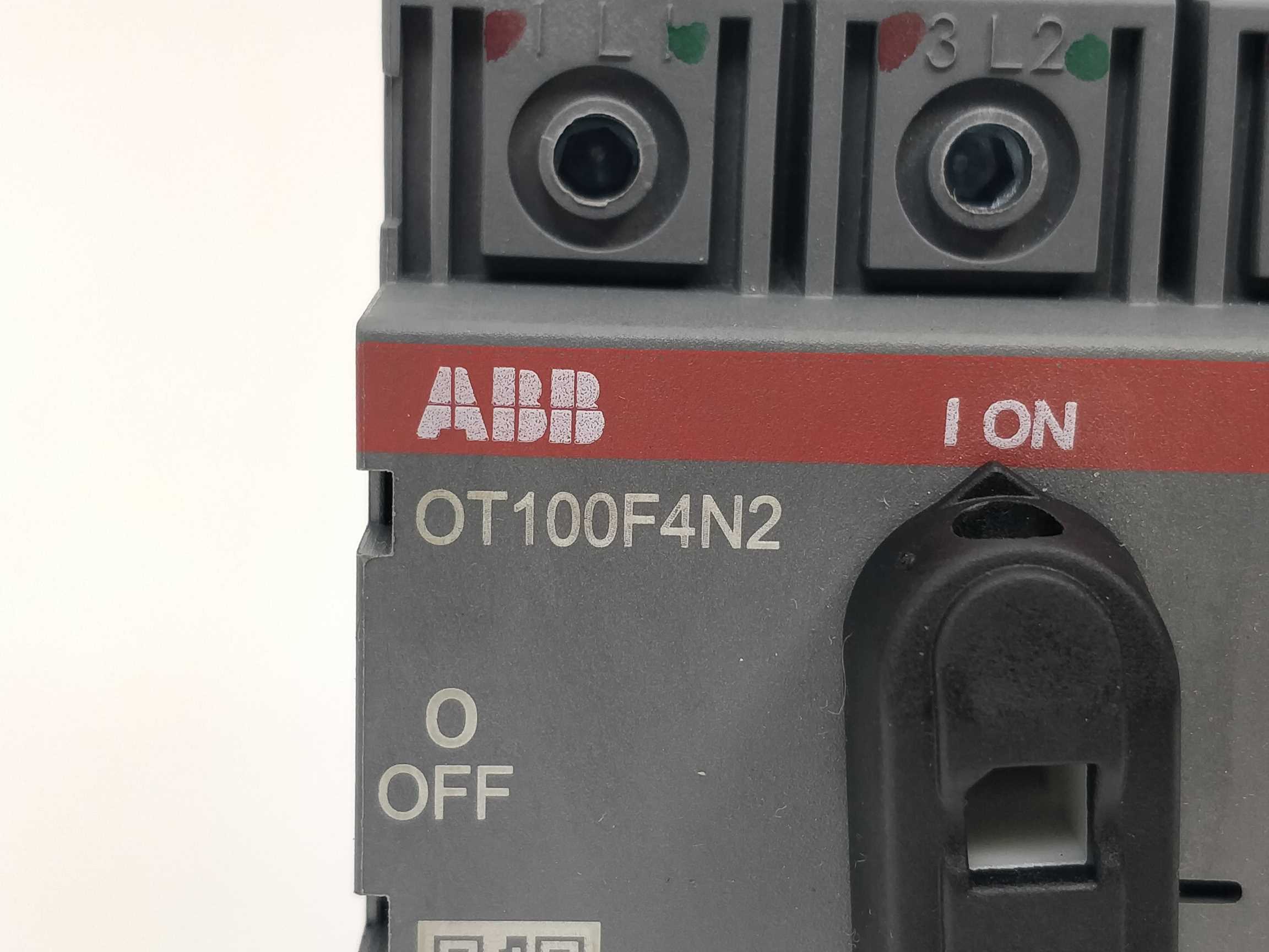 abb-1sca105018r1001-ot100f4n2-switch-disconnector_2.jpg ABB 1SCA105018R1001 OT100F4N2 Switch Disconnector