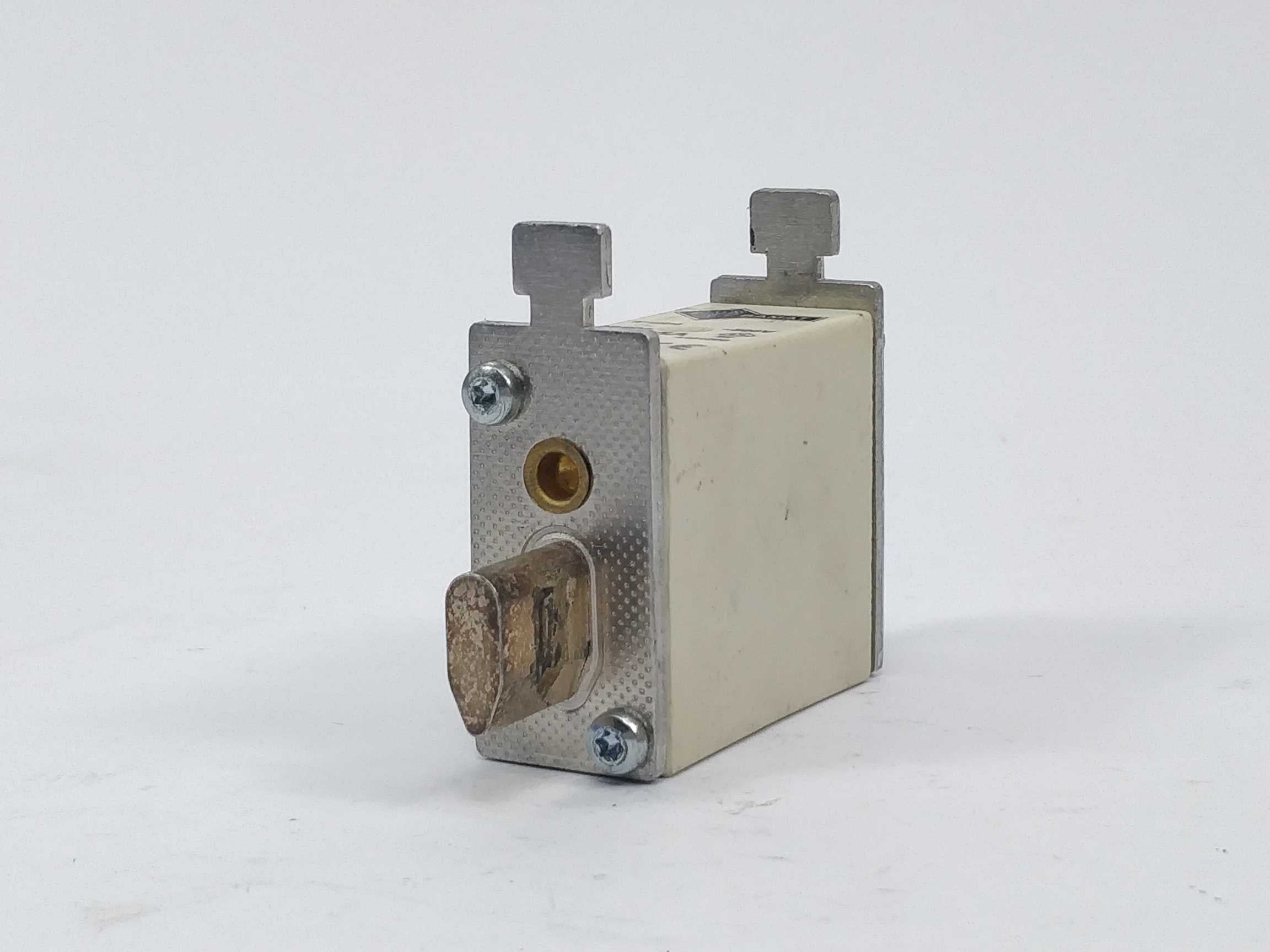 ebamat-4181209-fuse-35a-500v-nh000-gg_1.jpg Ebamat 4181209 Fuse 35A 500V NH000 gG