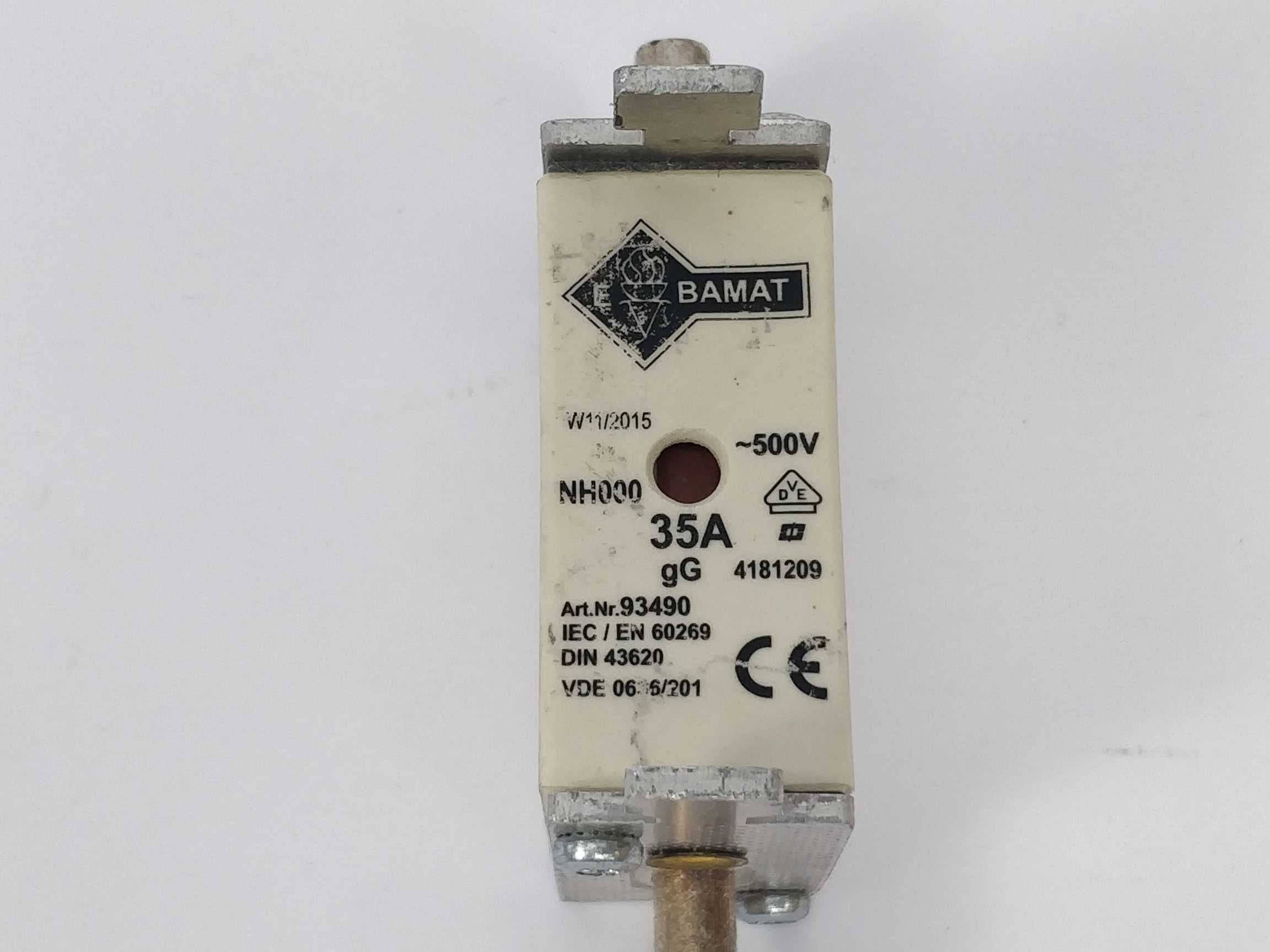 ebamat-4181209-fuse-35a-500v-nh000-gg_2.jpg Ebamat 4181209 Fuse 35A 500V NH000 gG