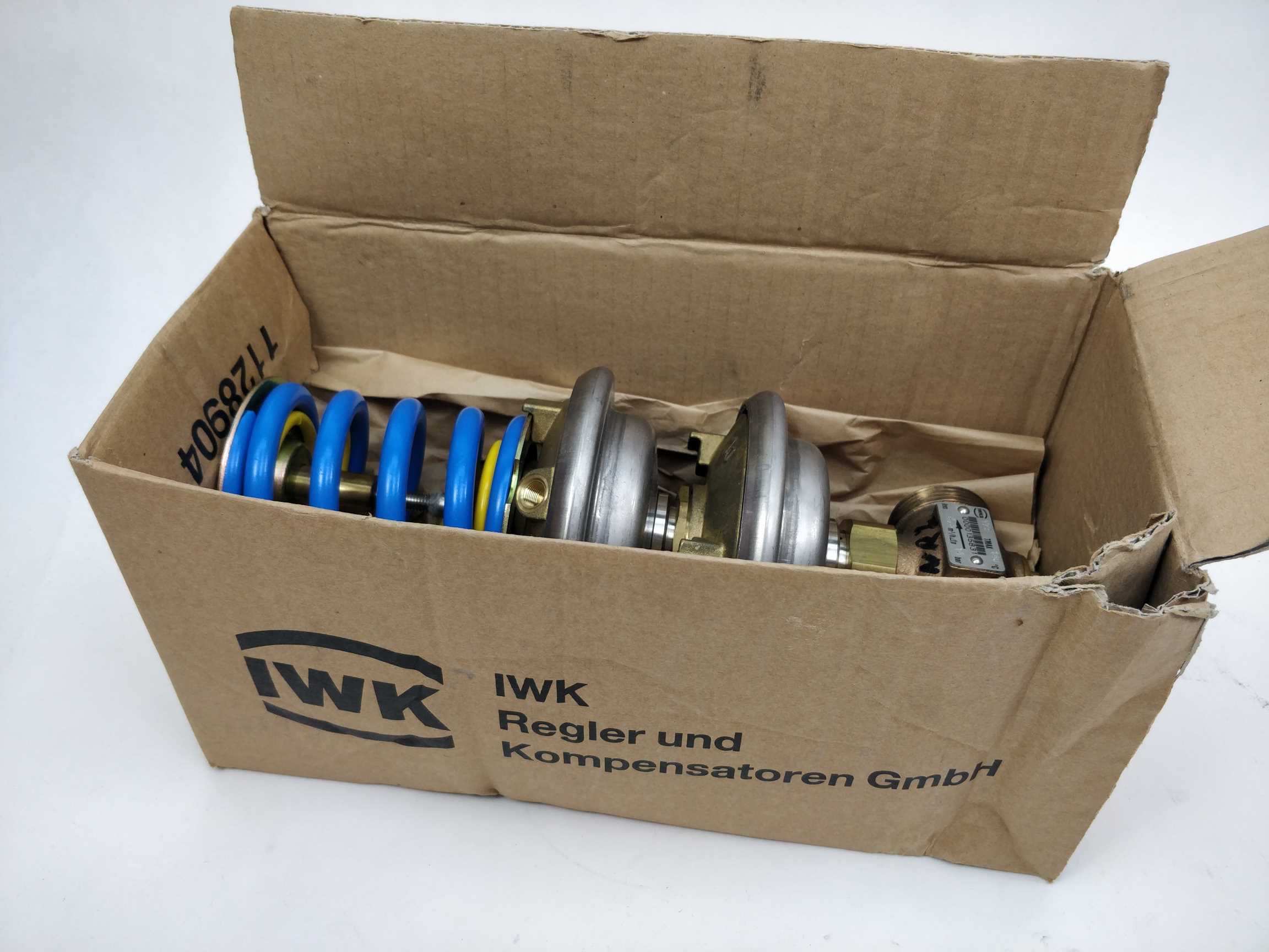 IWKA V73 0000135831, Tmax: 140, Kvs: 6,3, 14 bar. Online