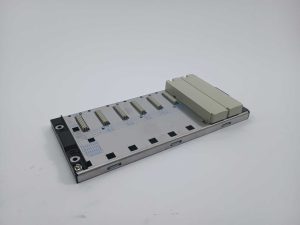 Schneider TSXRKY8 8 Slot chasis