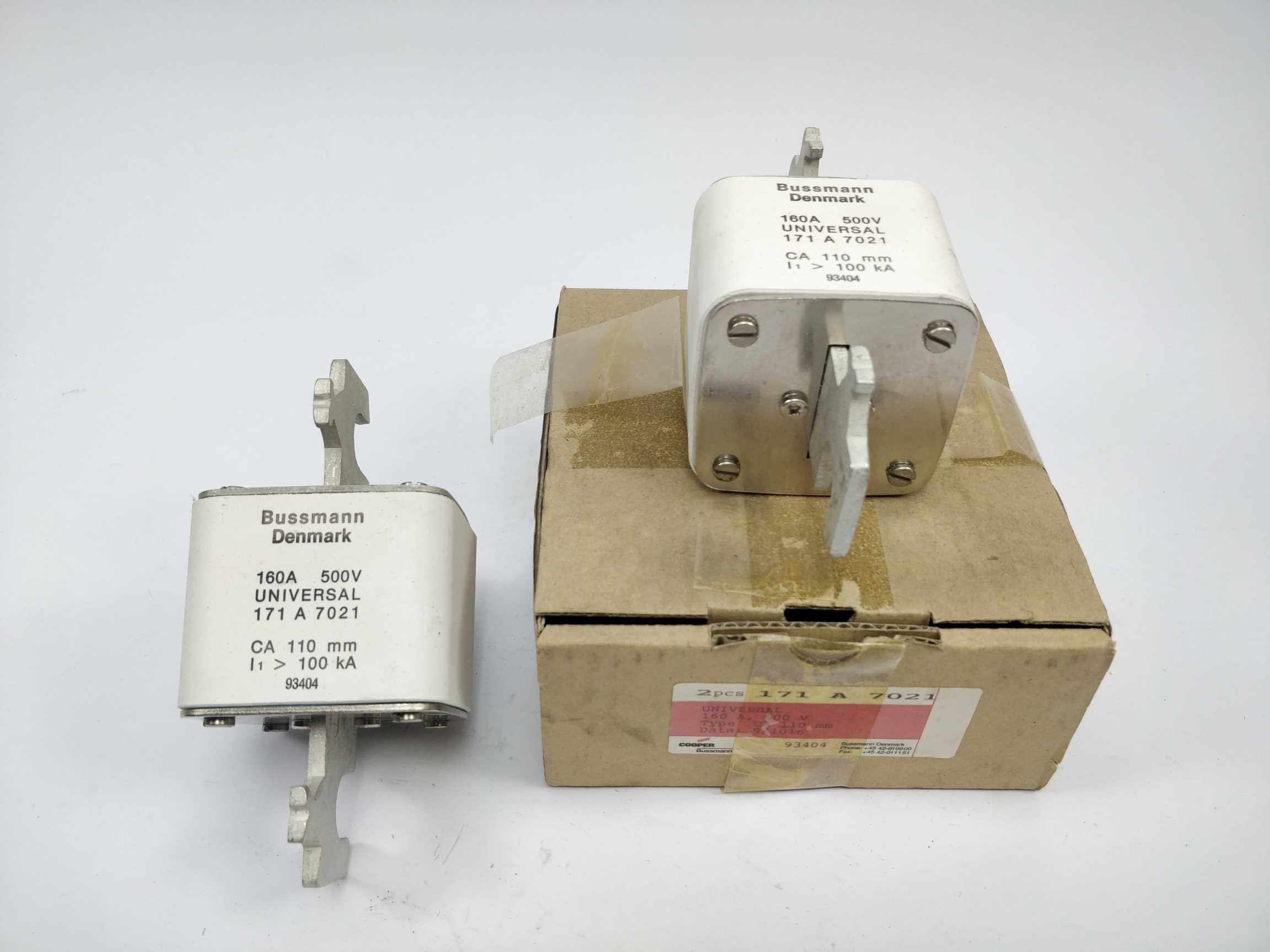 bussmann-171a7021-fuse-160a-500v-universal-ca-110mm-100ka-2-pcs_0.jpg Bussmann 171A7021 Fuse 160A 500V universal CA 110mm 100kA 2 Pcs.