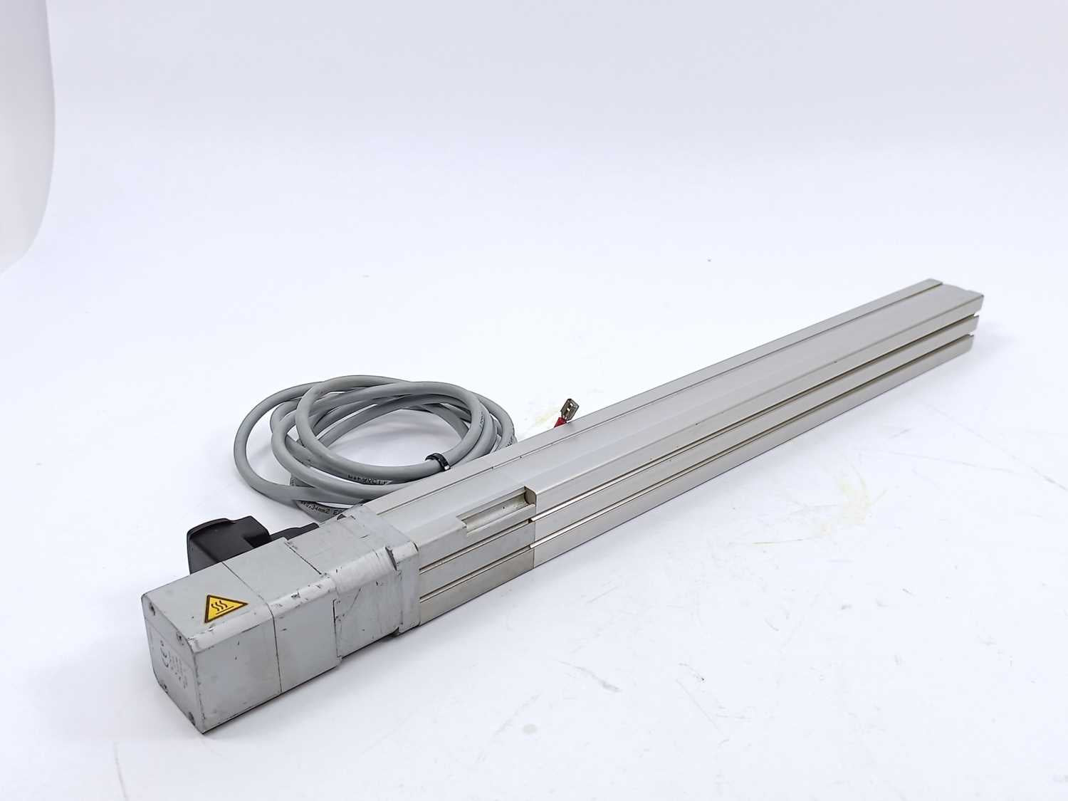festo-1470874-epc0-25-300-3p-a-st-with-145037_1.jpg Festo 1470874 EPC0-25-300-3P-A-ST with 145037