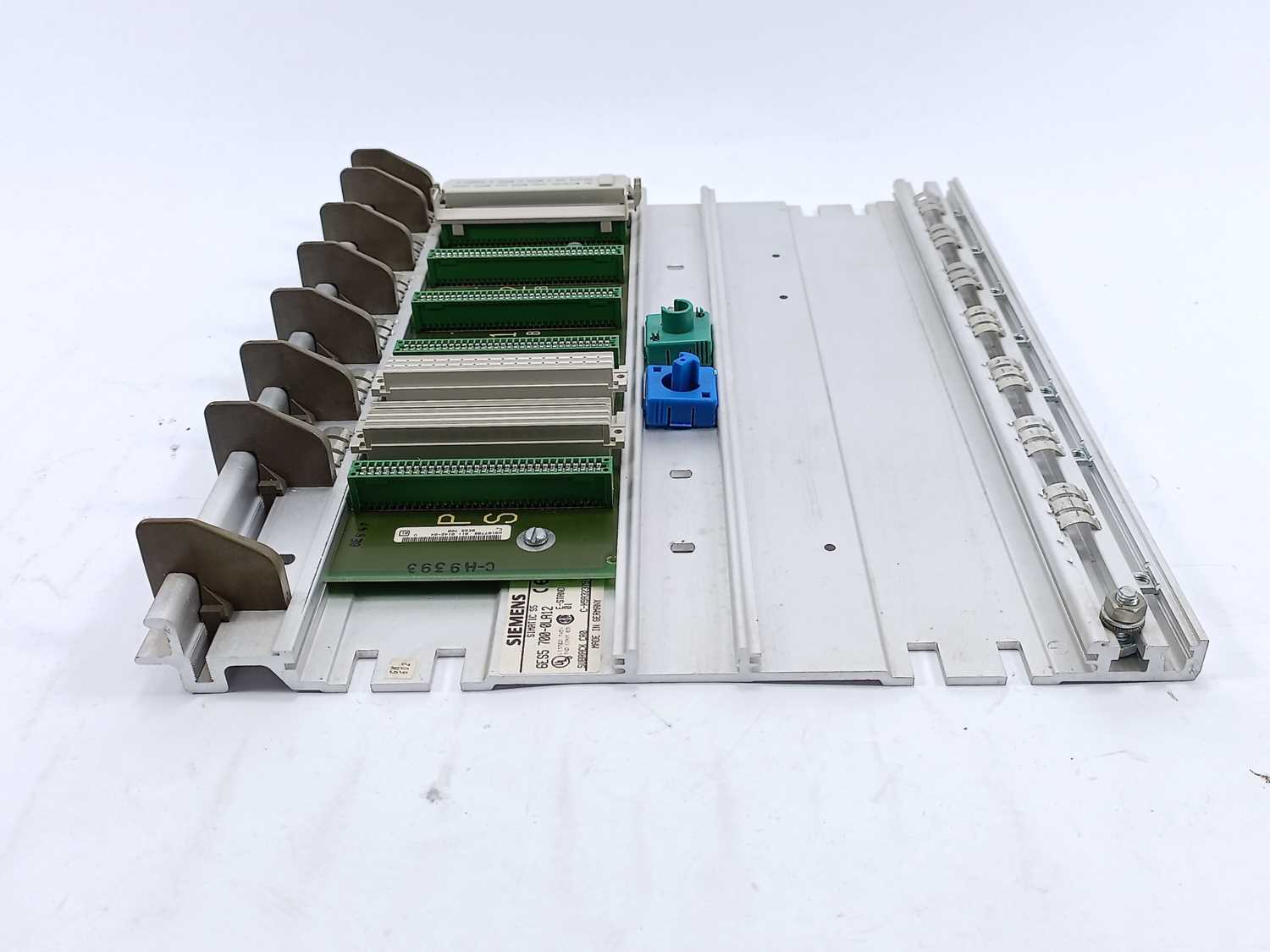 siemens-6es5700-0la12-cr-700-0la-rack_2.jpg Siemens 6ES5700-0LA12 CR 700-0LA rack Rabat
