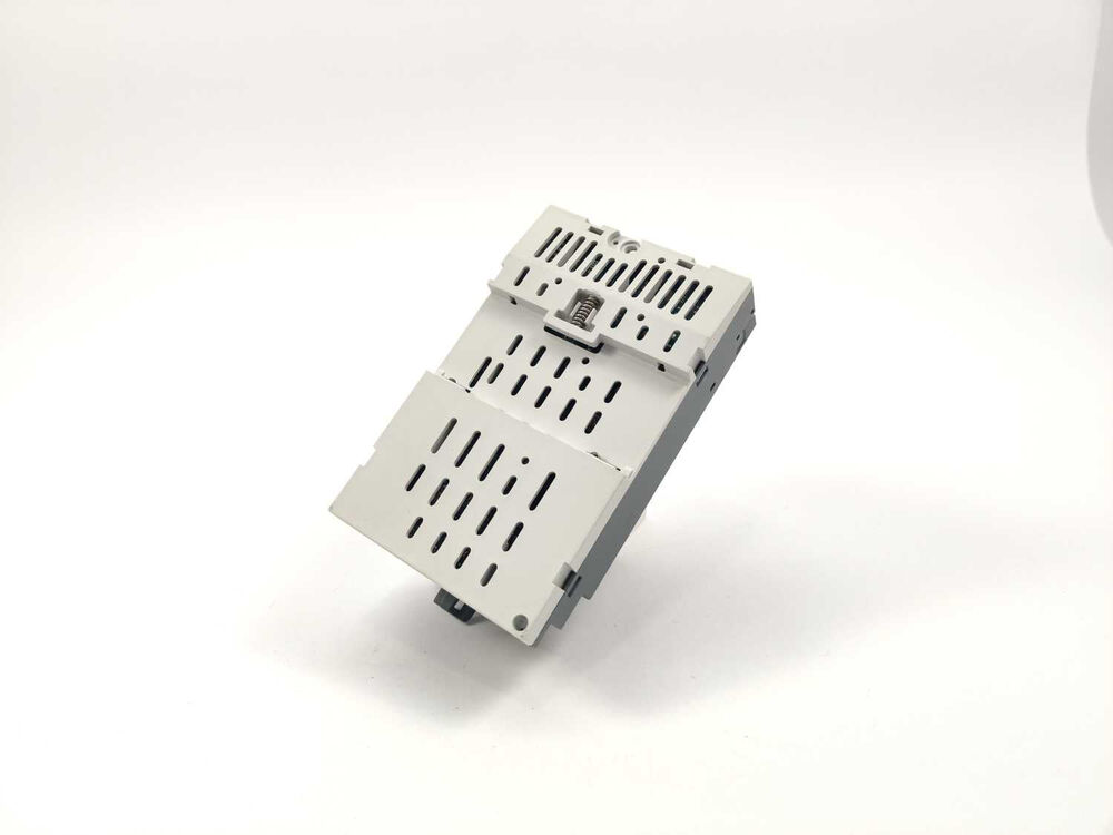 ABB 1SAP124000R0072 PM5052-T-ETH Processor module. Memory 4MB.