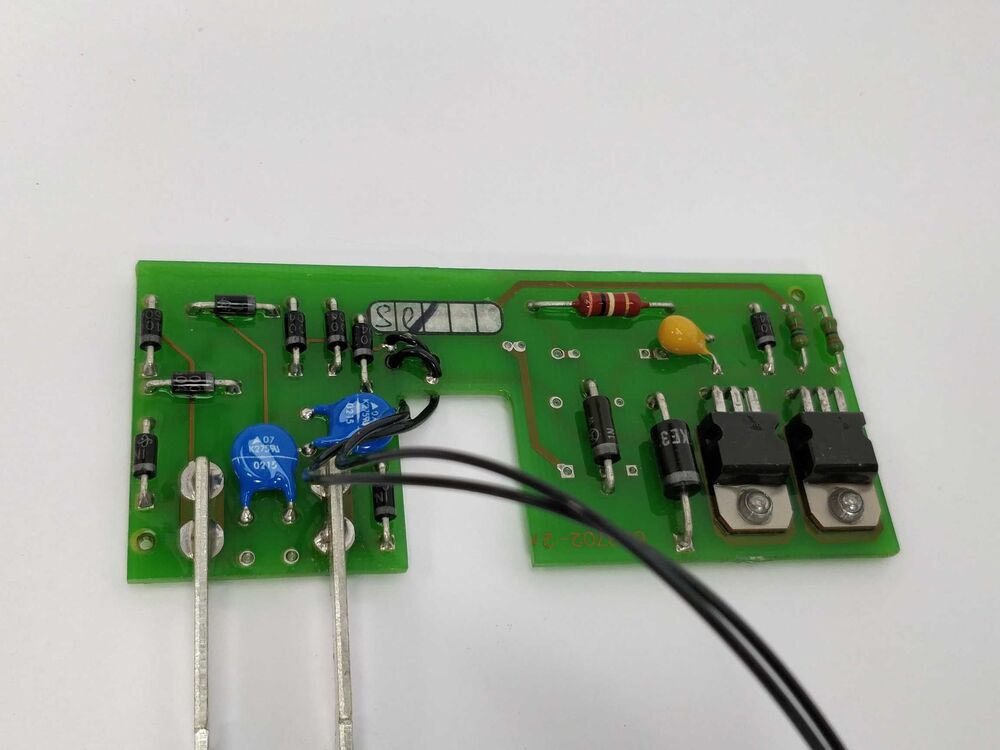 merlin-gerin-mn-u-undervoltage-release-440-480vac-60hz_3.jpg Merlin Gerin MN-U Undervoltage Release 440/480VAC 60Hz