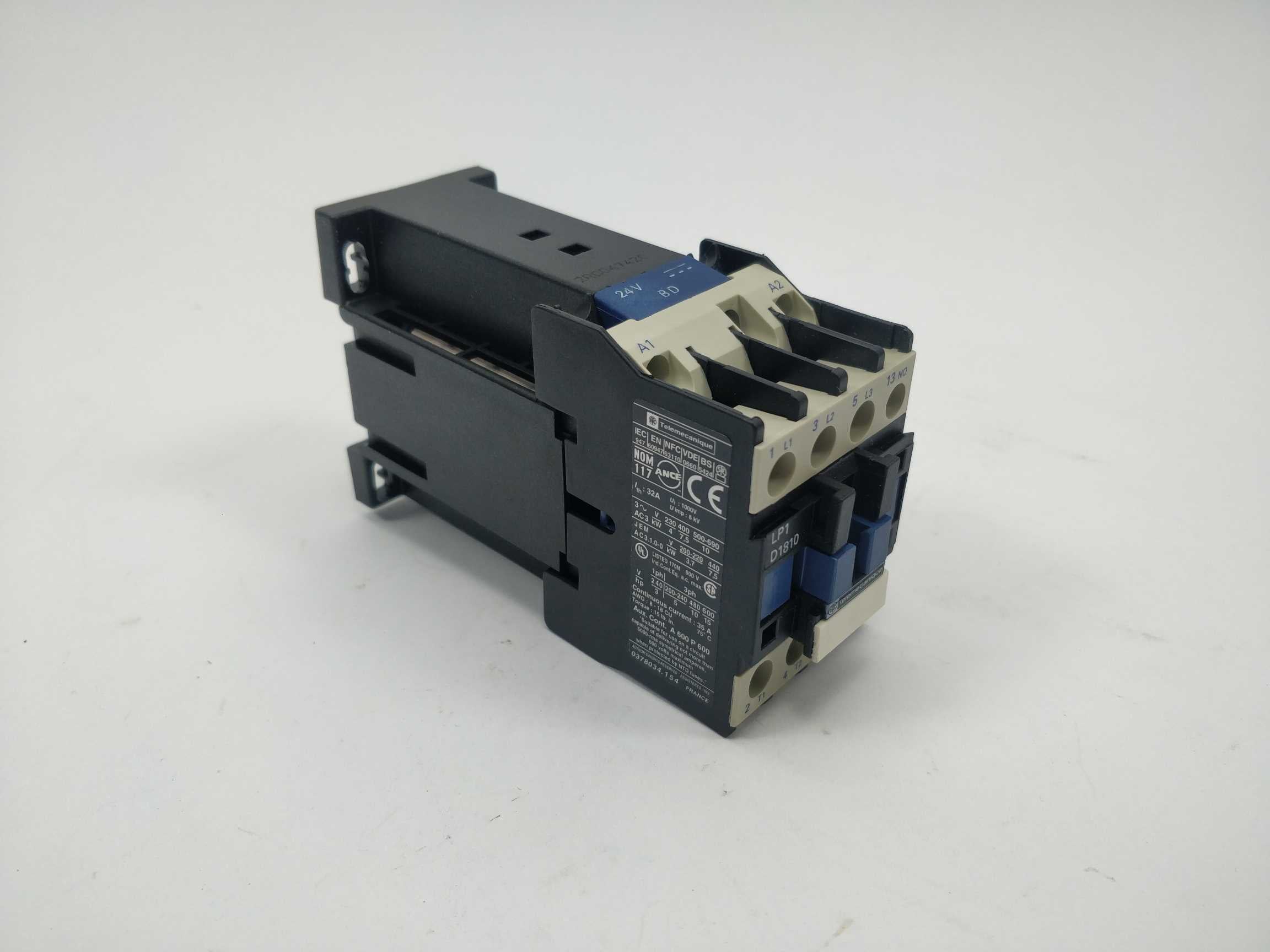 schneider-telemecanique-lp1d1810bd-contactor-023378-24vdc_2.jpg Schneider / Telemecanique LP1D1810BD Contactor 023378 24VDC