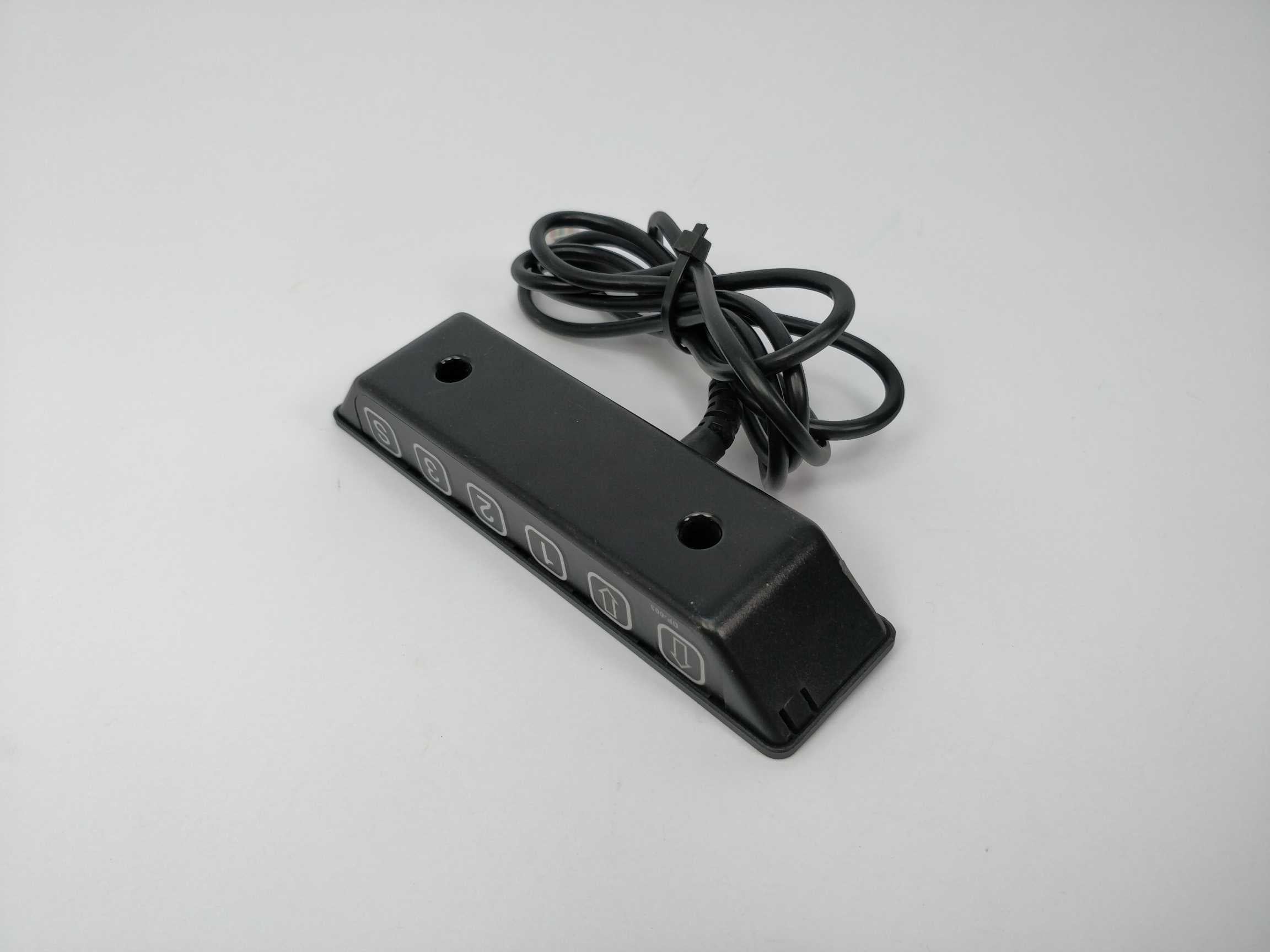 linak-dp1u00-000006-control-for-electric-columns_1.jpg LINAK DP1U00-000006 Control for electric columns