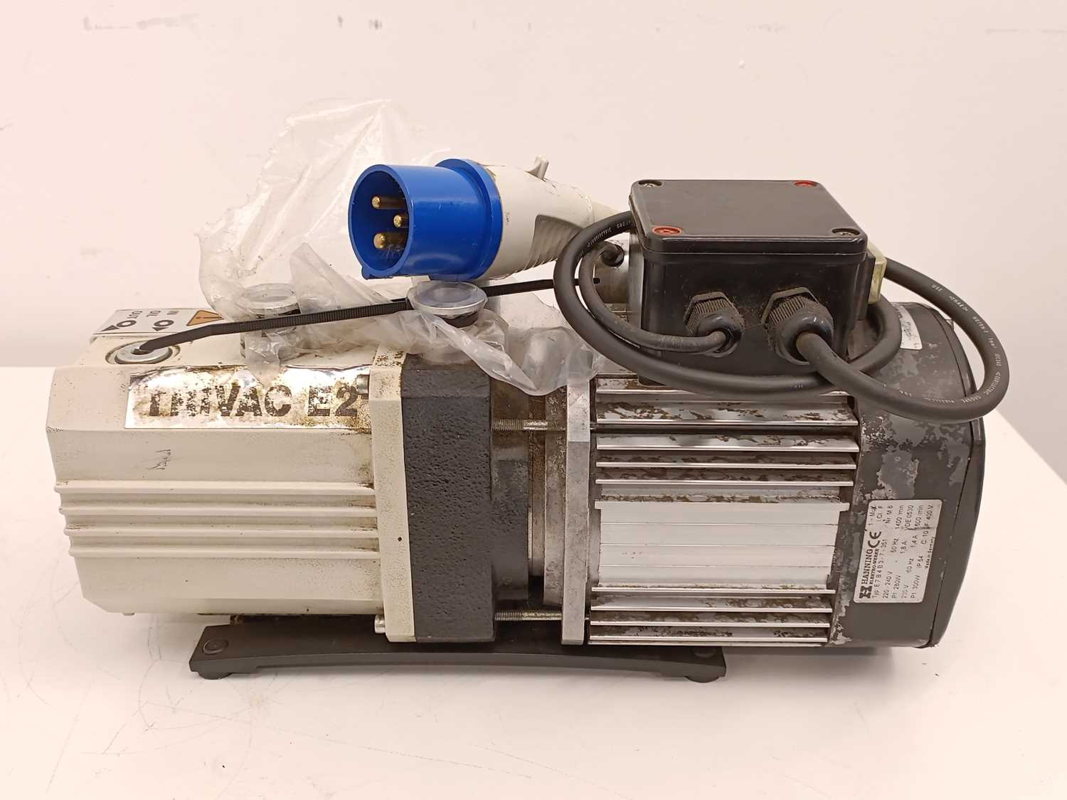 Leybold Vakuum 140000 TRIVAC D2,5 Rotary Vane Vacuum Pump Online Hot Salg