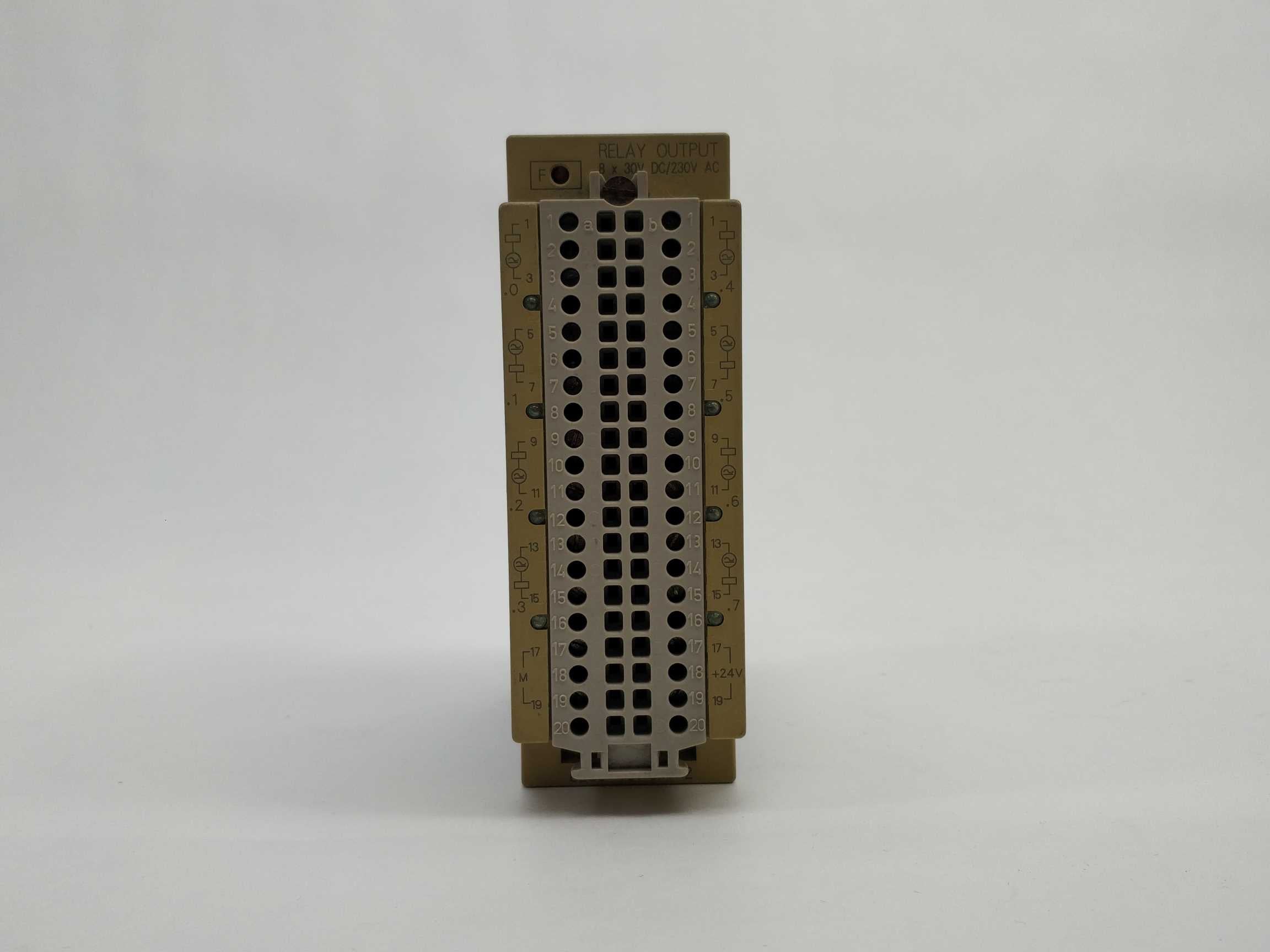 siemens-6es5451-8mr12-simatic-s5-relay-output_1.jpg Siemens 6ES5451-8MR12 Simatic S5 Relay output