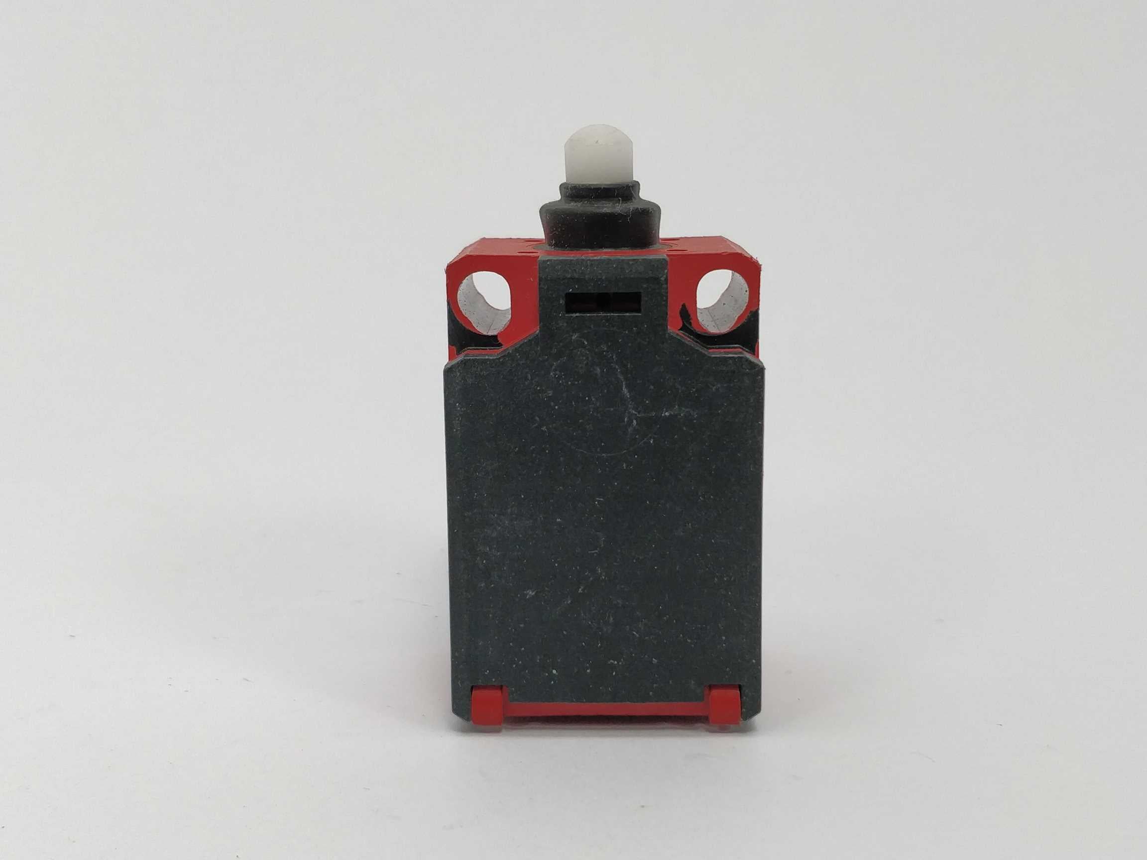 bernstein-608-8103-001-ti2-u1z-w-limit-switch_1.jpg Bernstein 608.8103.001 Ti2-U1Z W limit switch