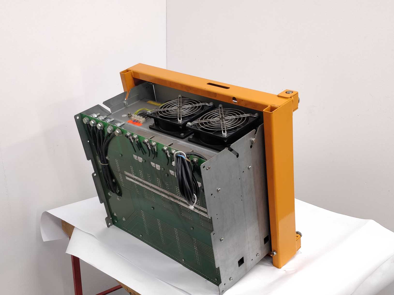 bosch-tr15ii-xa-230-transister-amplifier-z-nr-047608-105_1.jpg Bosch TR15II-XA-230 Transister amplifier Z.Nr. 047608-105 på udsalg