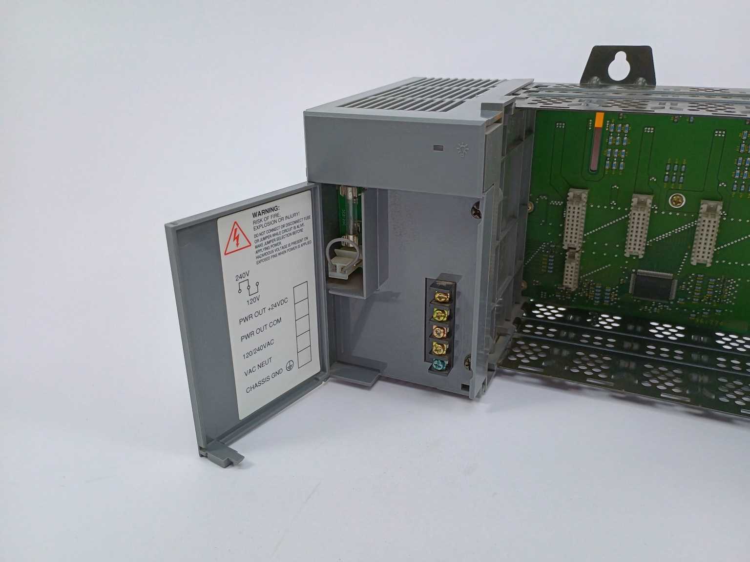 AB 1746-P2 & 1746-A13 Slot Rack SLC 500 13-SLOT Power supply Ser.C w/ 1746-A13 Chassis Hot på udsalg