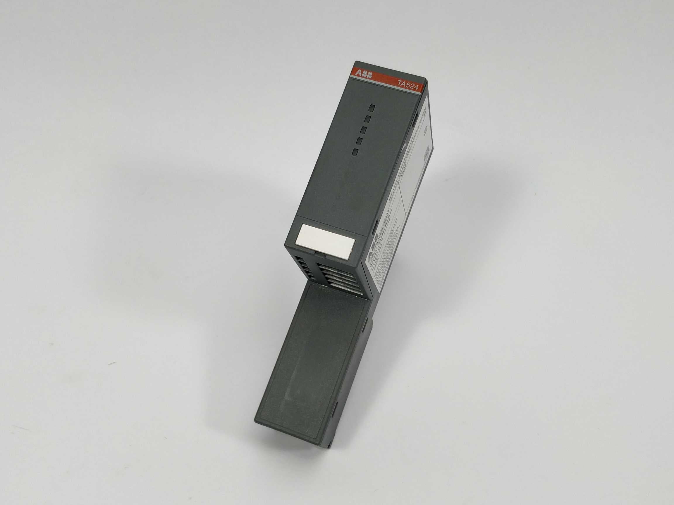 abb-1sap180600r0001-dummy-coupler-module-ta524-b1_0.jpg ABB 1SAP180600R0001 Dummy Coupler Module TA524, B1