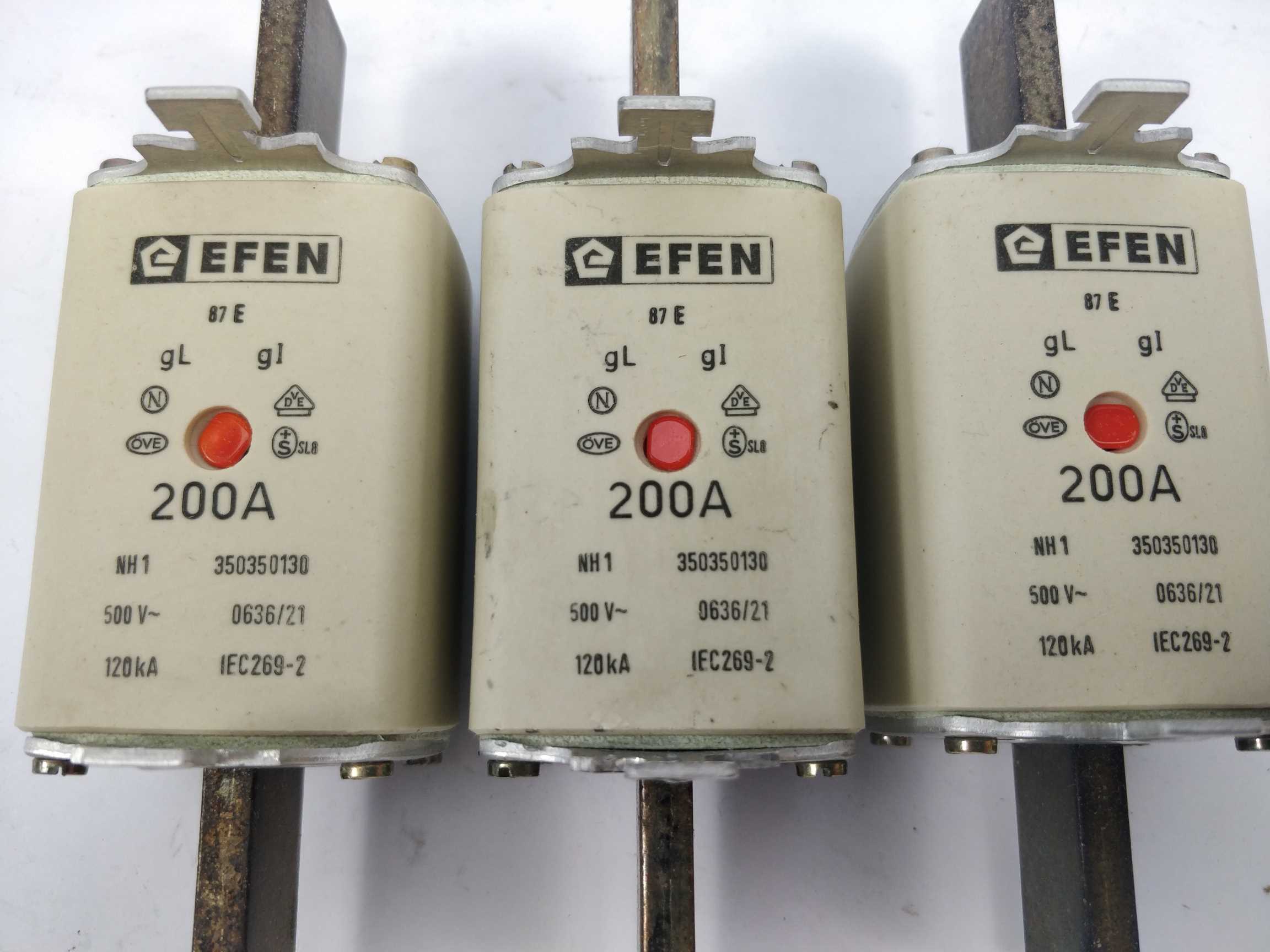 efen-350350130-fuse-200a-500v-gl-nh1-120ka-3pcs_2.jpg Efen 350350130 Fuse 200A 500V gL NH1 120kA 3Pcs.