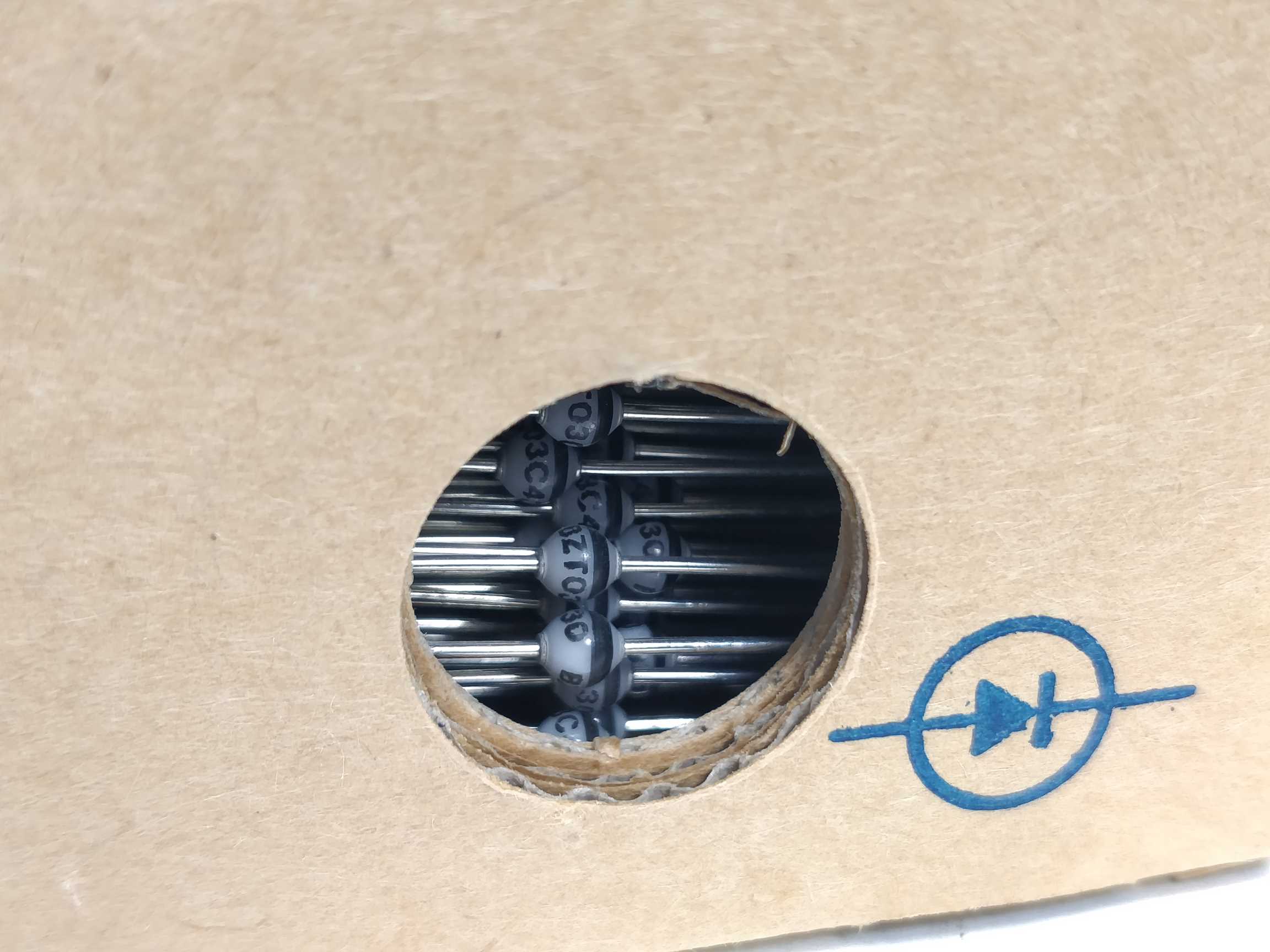 philips-semiconducter-bzt03-c430-diode-type-bzt03-c430-2500-pcs_1.jpg Philips semiconducter BZT03-C430 Diode, Type: BZT03-C430. 2500 Pcs