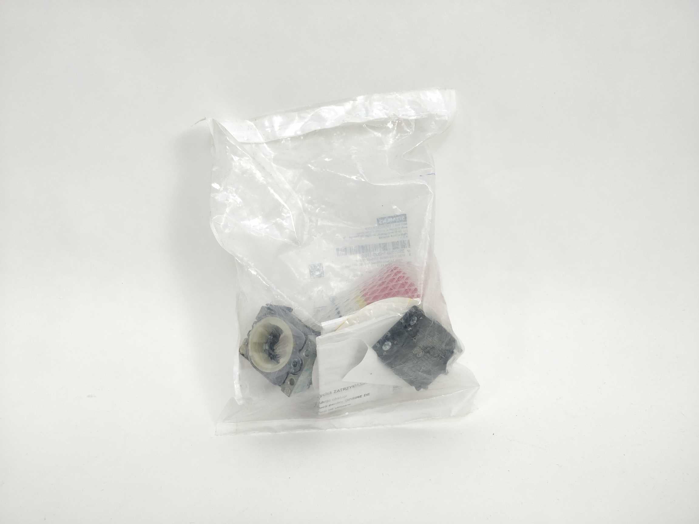 siemens-3su1150-1hb20-1fg0-emergency-stop-pushbutton_2.jpg Siemens 3SU1150-1HB20-1FG0 Emergency Stop Pushbutton