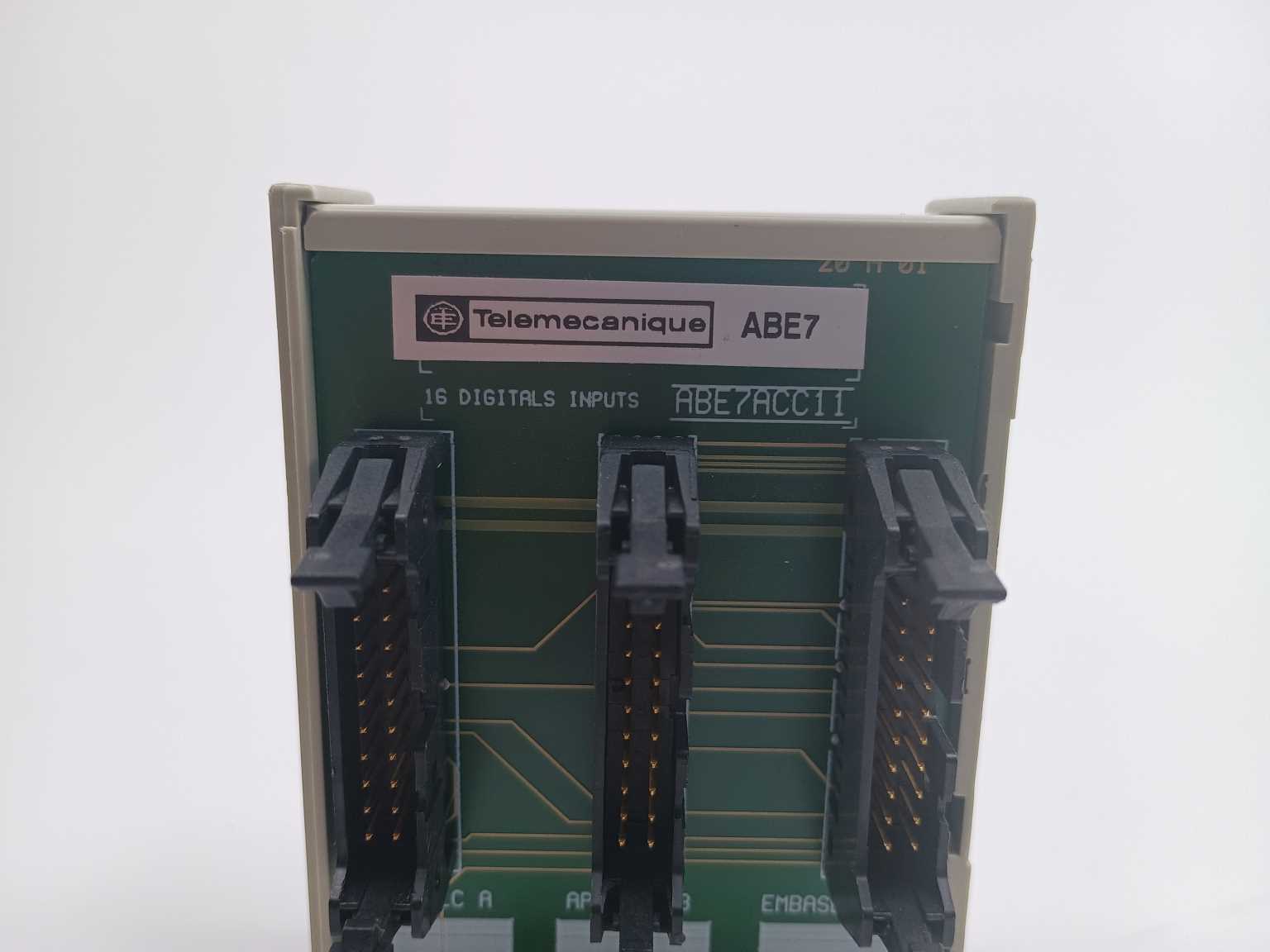telemecanique-abe7-acc11-input-sub-base_3.jpg TELEMECANIQUE ABE7-ACC11 input sub-base