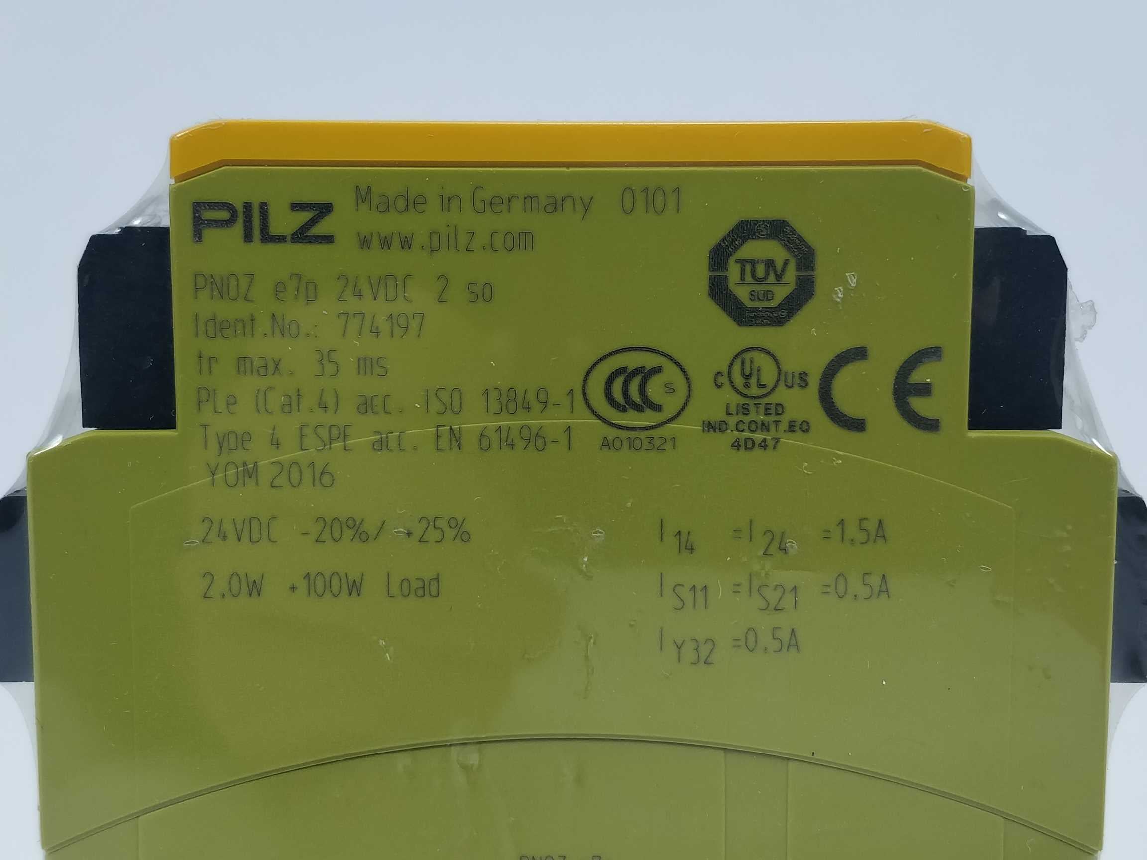 pilz-774197-pnoz-e7p-24vdc-2so_1.jpg Pilz 774197 PNOZ e7p 24VDC 2so