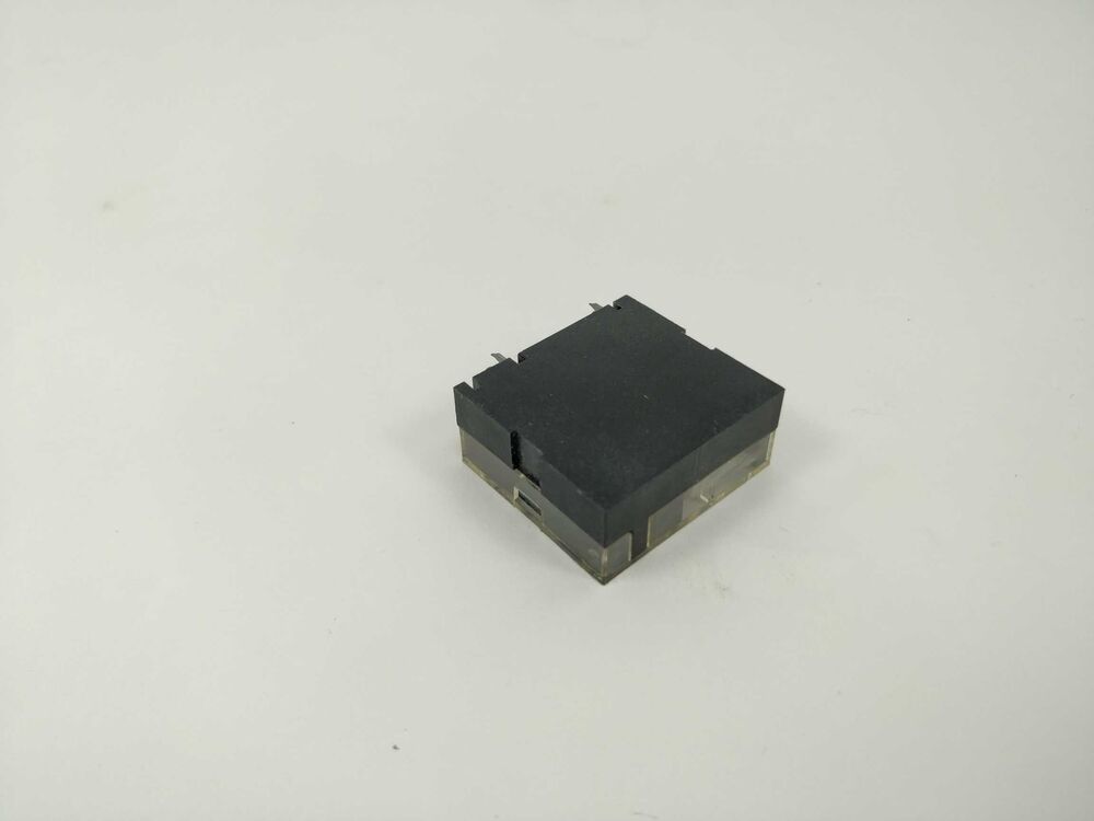 Relay E3206 Relay 18V 250V-10A