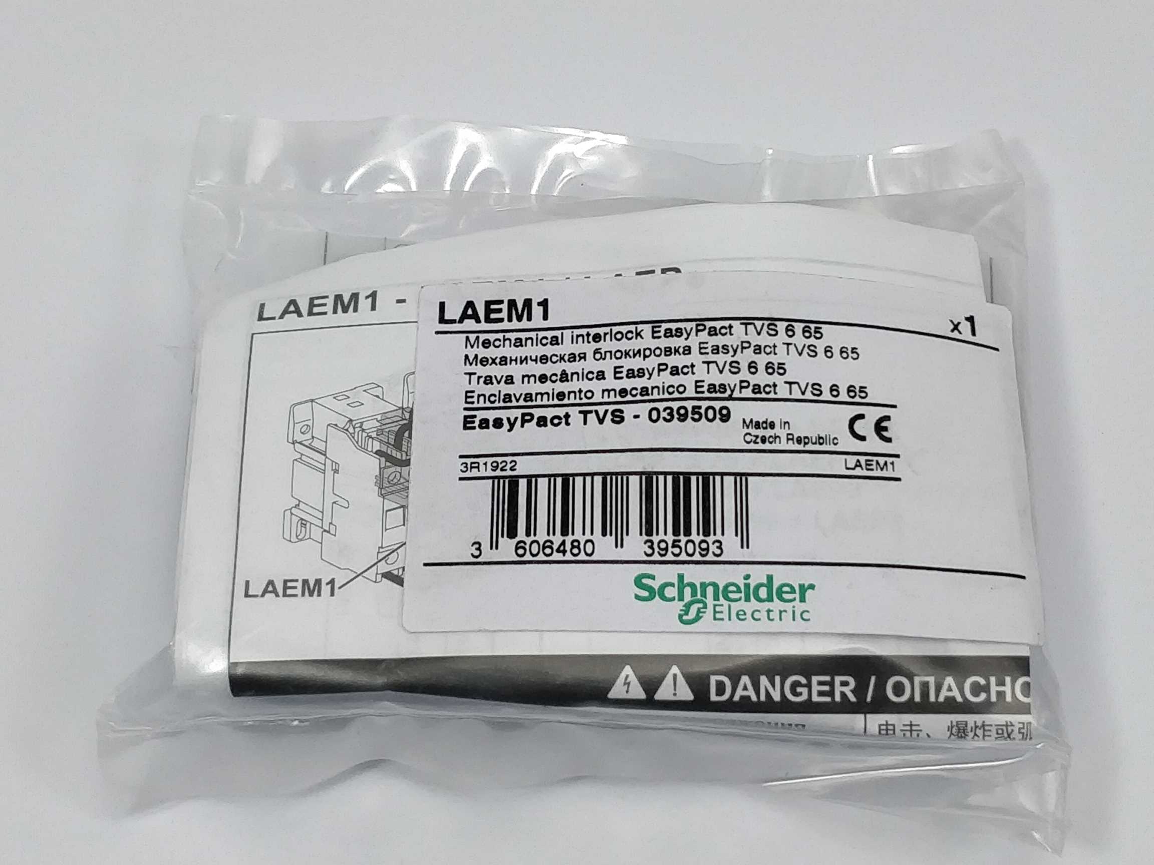schneider-electric-laem1-039509-easypact-tvs-mechanical-interlock_1.jpg Schneider Electric LAEM1 039509 EasyPact TVS Mechanical interlock Online salg