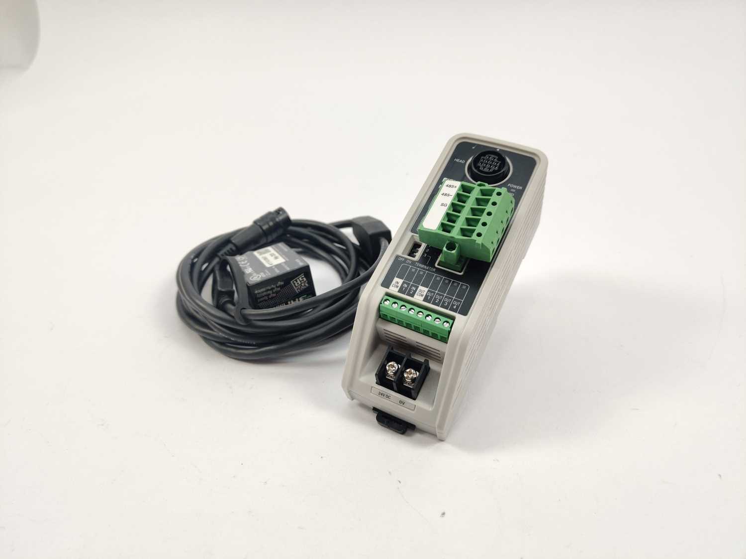 KEYENCE SR-610 3Hi IMAGER Laser scanner w. N-R4 communication unit