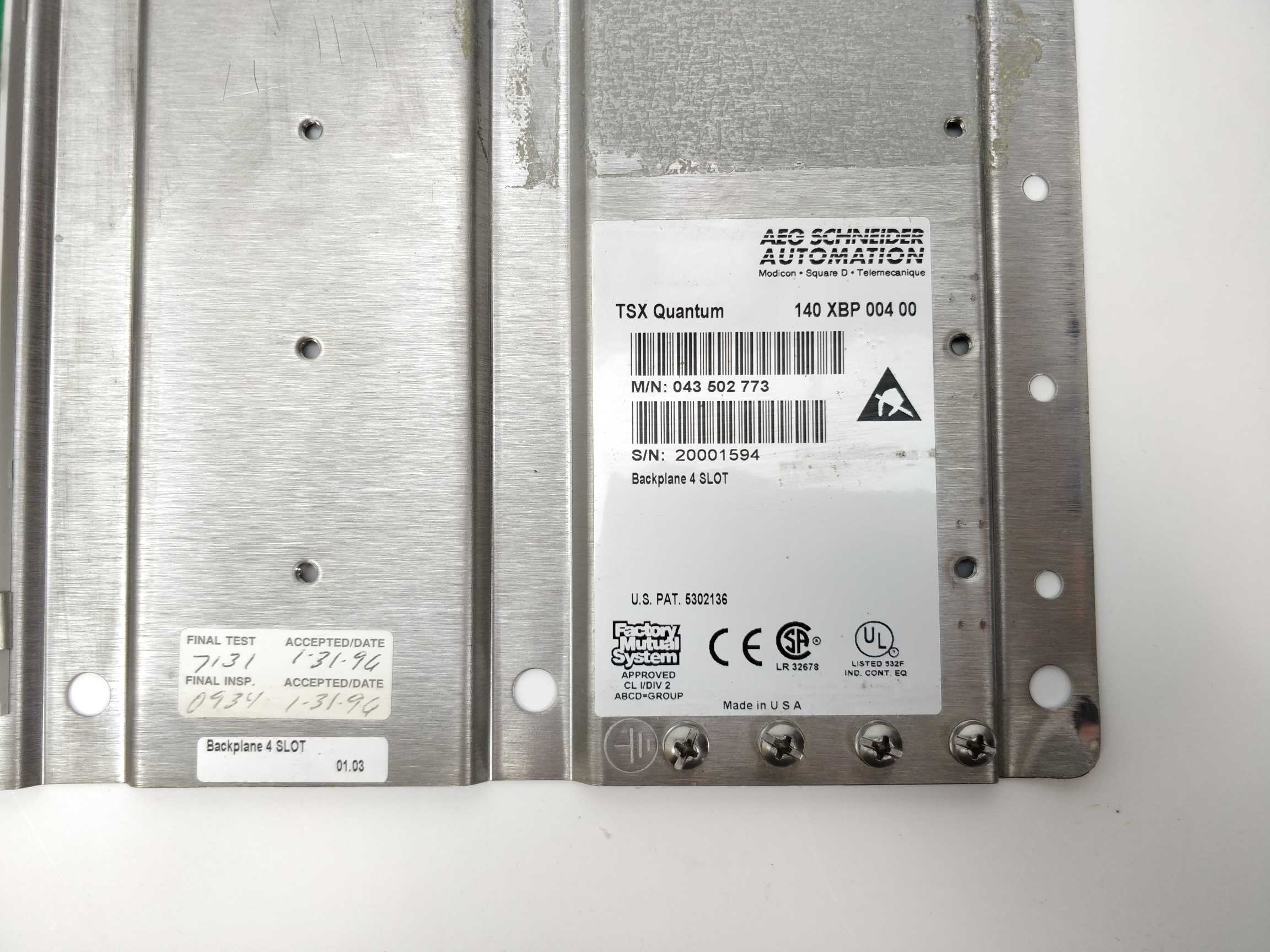 aeg-140xbp00400-tsx-quantum-mounting-plate_2.jpg AEG 140XBP00400 TSX Quantum Mounting Plate Levere