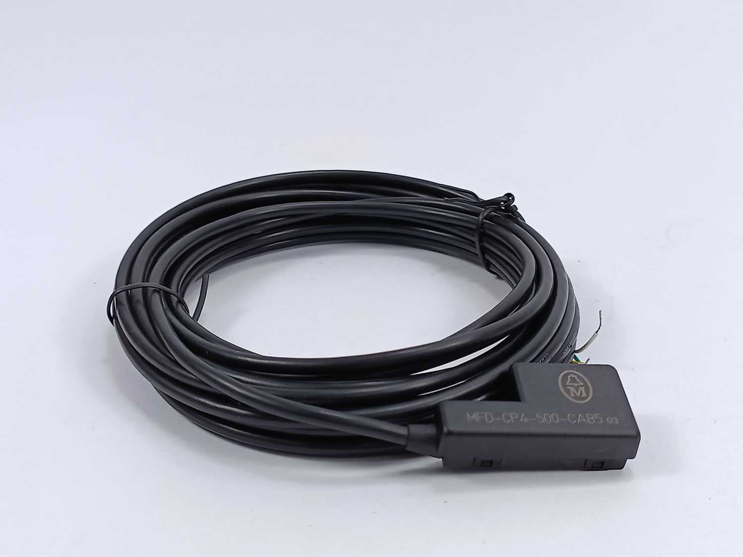 eaton-moeller-mfd-cp4-500-cab5-communication-cable_0.jpg Eaton / Moeller MFD-CP4-500-CAB5 Communication cable Mode