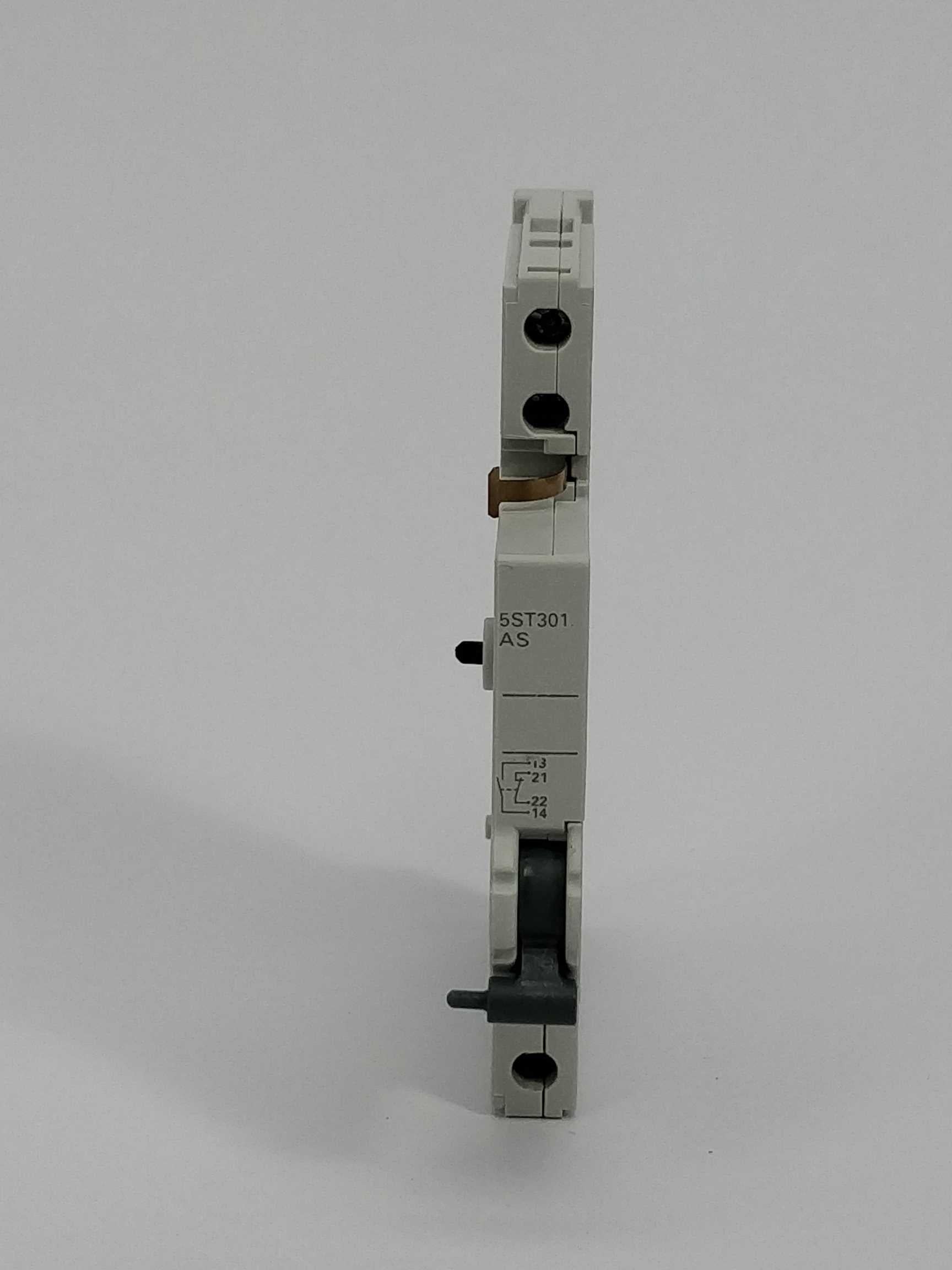 siemens-5st3010-auxiliary-circuit-switch-5-pcs_1.jpg Siemens 5ST3010 Auxiliary circuit switch 5 Pcs Hot på udsalg