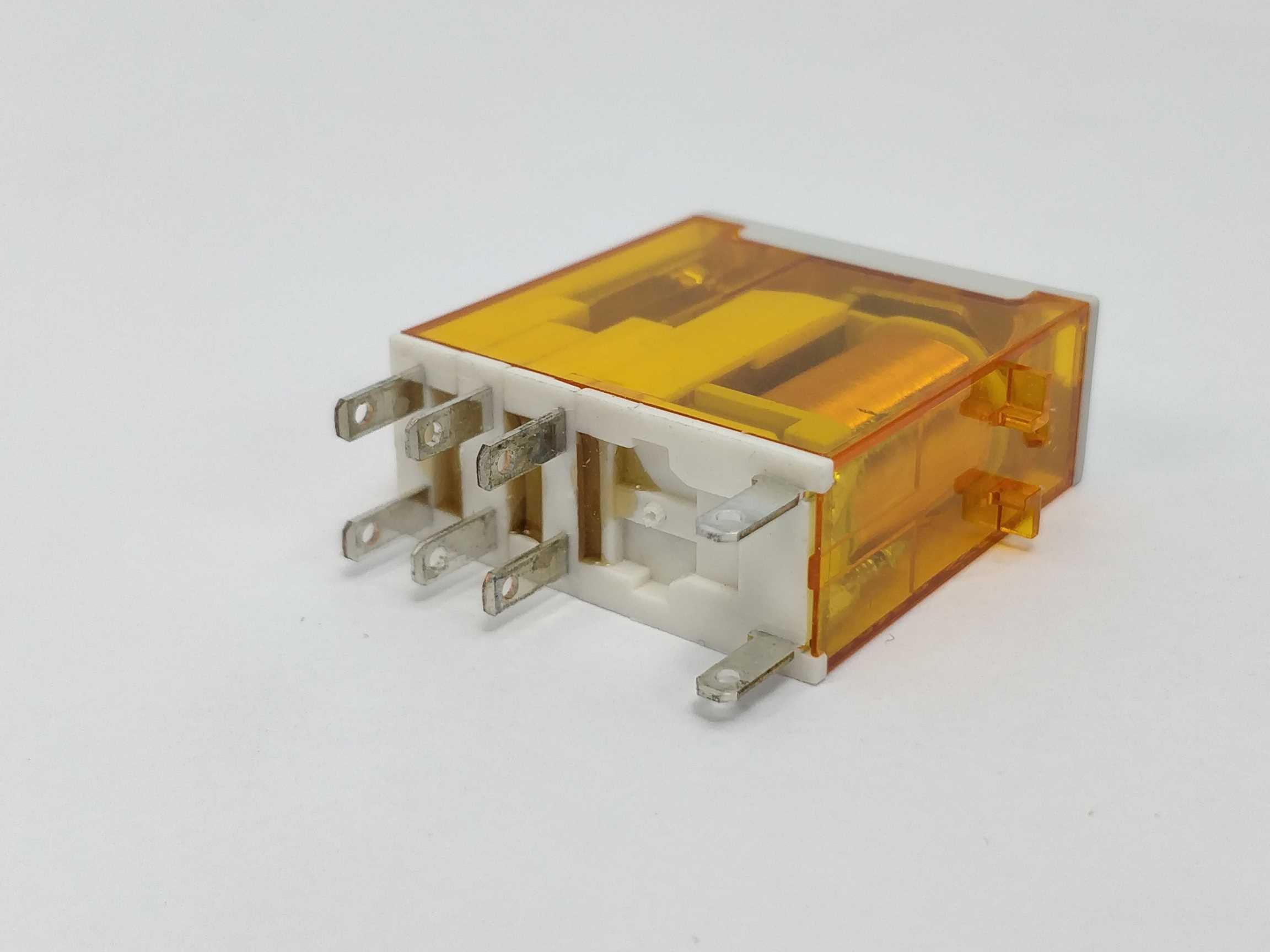 ab-700-hk32a2-relay-with-3-option-ser-b-240v-ac_2.jpg AB 700-HK32A2 Relay with "-3" Option Ser.B 240V AC