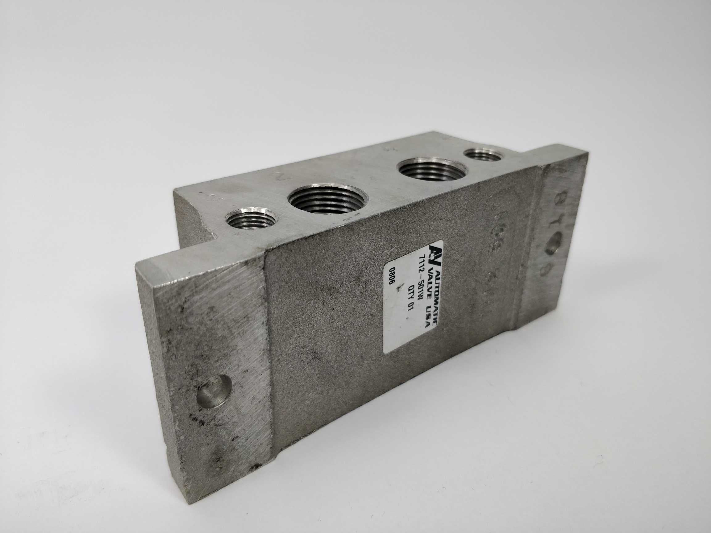 automatic-valve-7112-501w-3-8bspp-base_2.jpg Automatic Valve 7112-501W 3/8"BSPP base