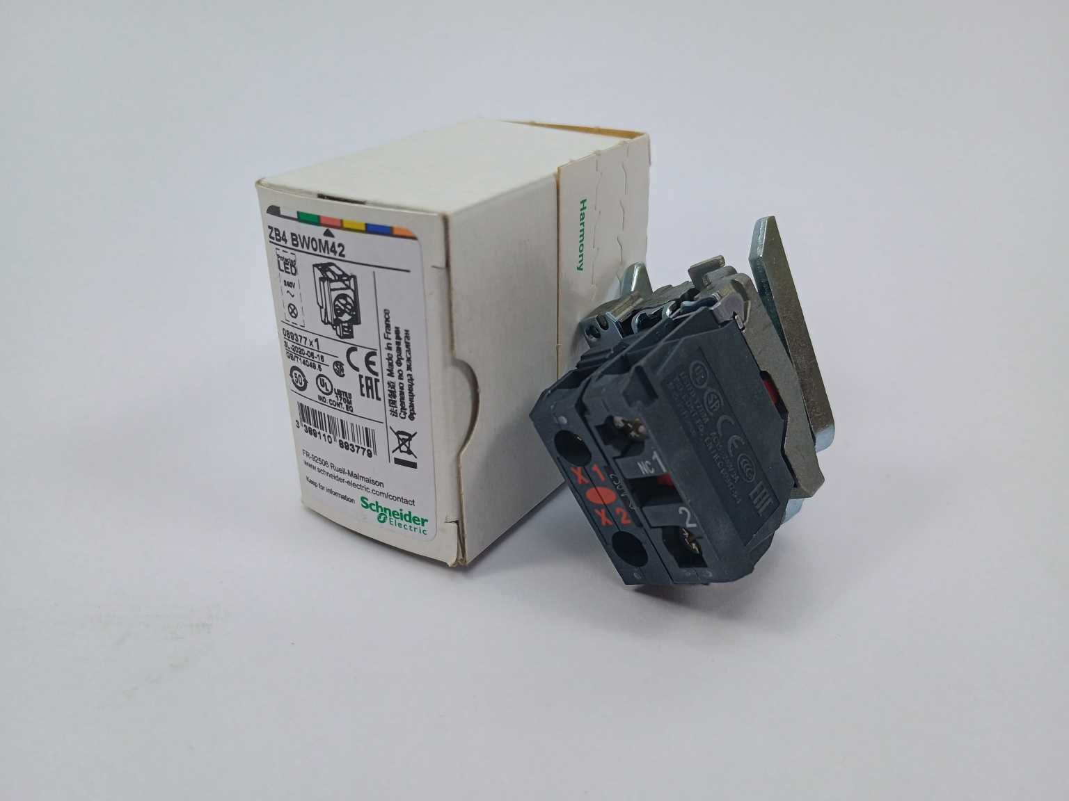 schneider-electric-zb4bw0m42-light-block_0.jpg Schneider Electric ZB4BW0M42 Light Block