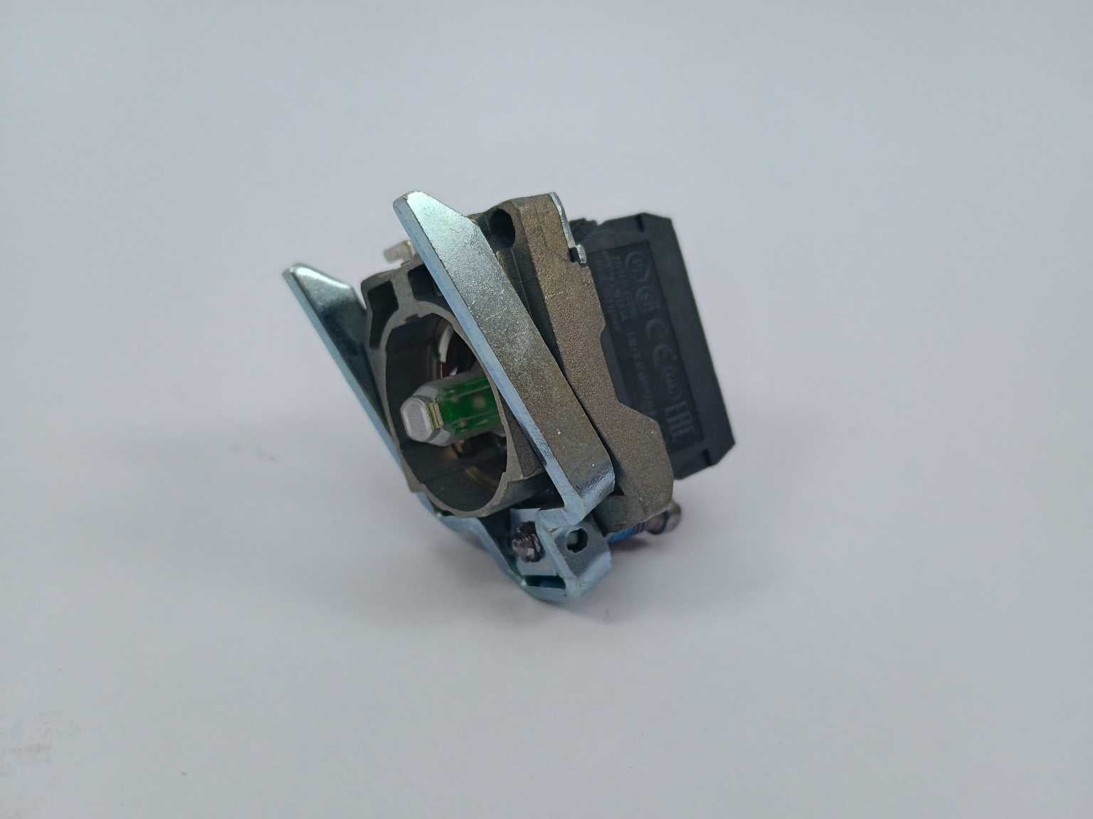 schneider-electric-zb4bw0m42-light-block_2.jpg Schneider Electric ZB4BW0M42 Light Block