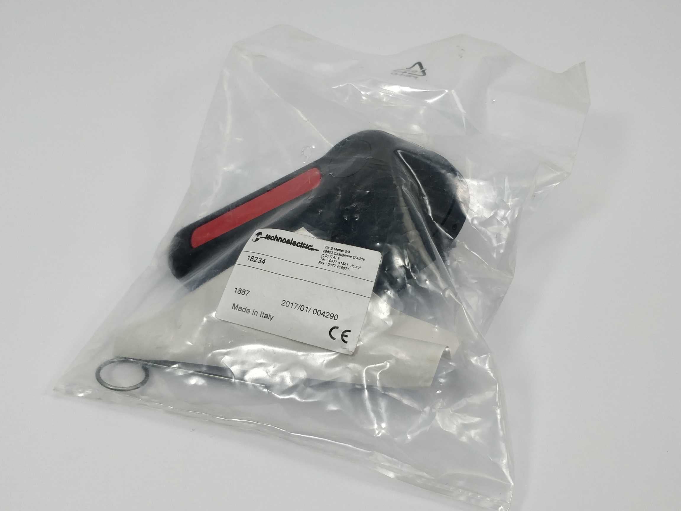 technoelectric-18234-door-interlock-handle_0.jpg Technoelectric 18234 Door interlock handle