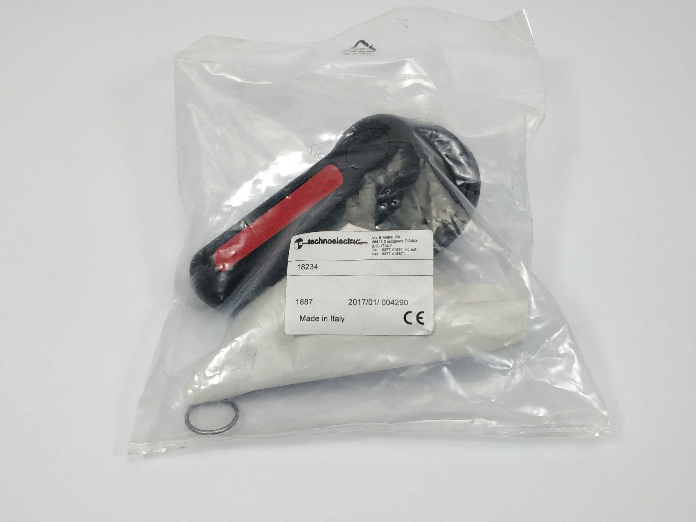 technoelectric-18234-door-interlock-handle_2.jpg Technoelectric 18234 Door interlock handle