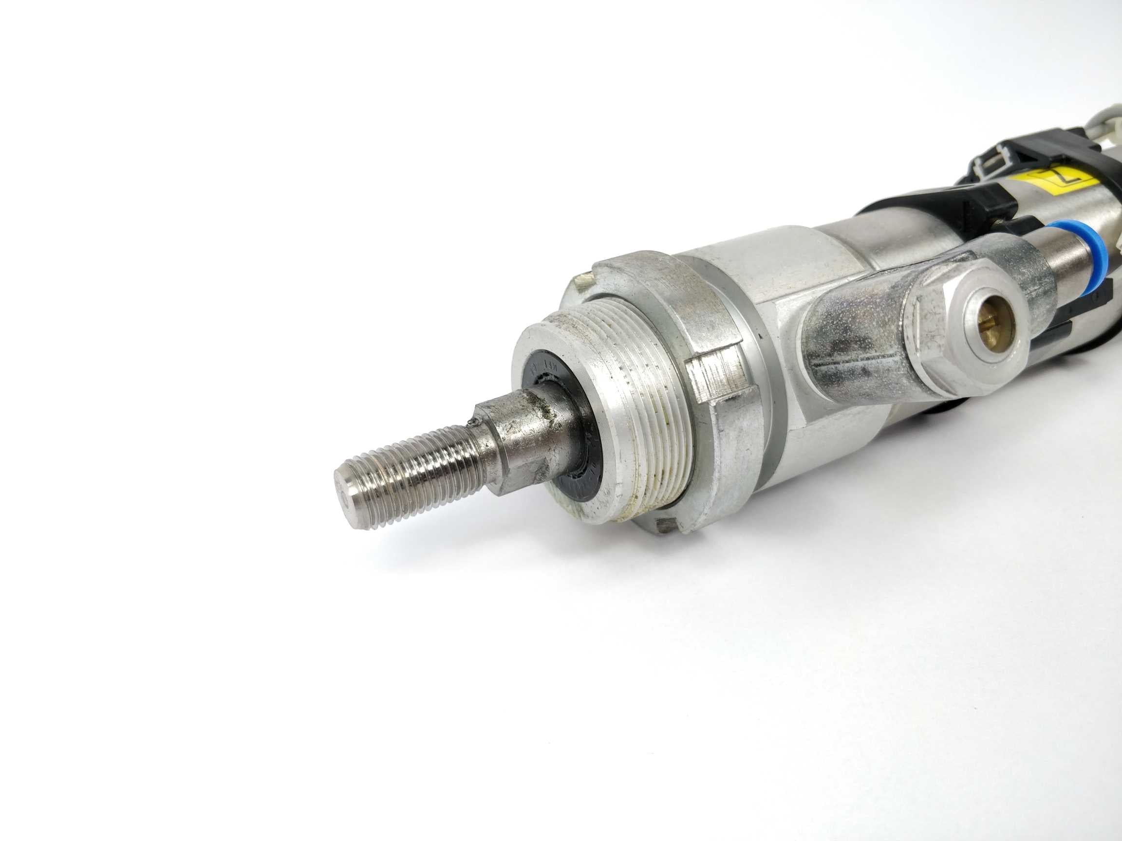 festo-195994-dsnu-40-100-p-a-cylinder_3.jpg Festo 195994 DSNU-40-100-P-A Cylinder