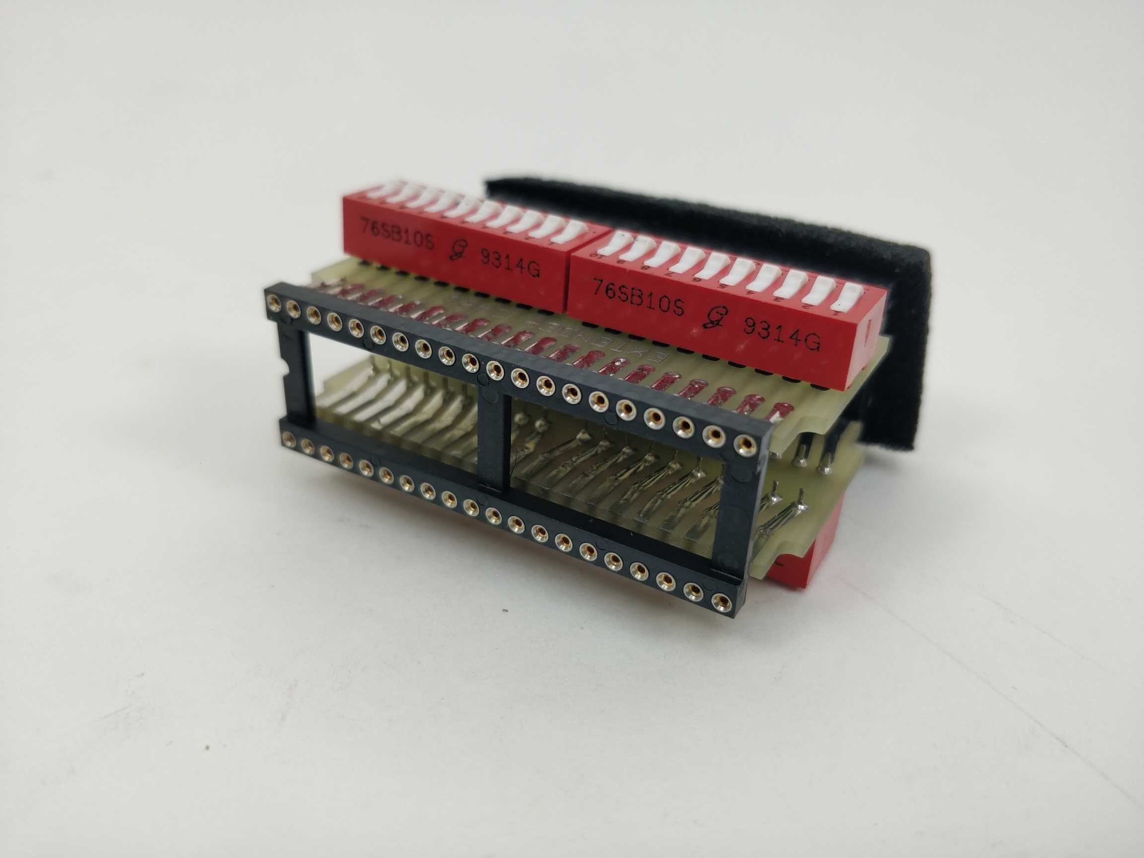 nohau-corp-emul51-pc-dip40-iso-ciruit-emulator_1.jpg NOHAU CORP. EMUL51-PC-DIP40-ISO Ciruit Emulator