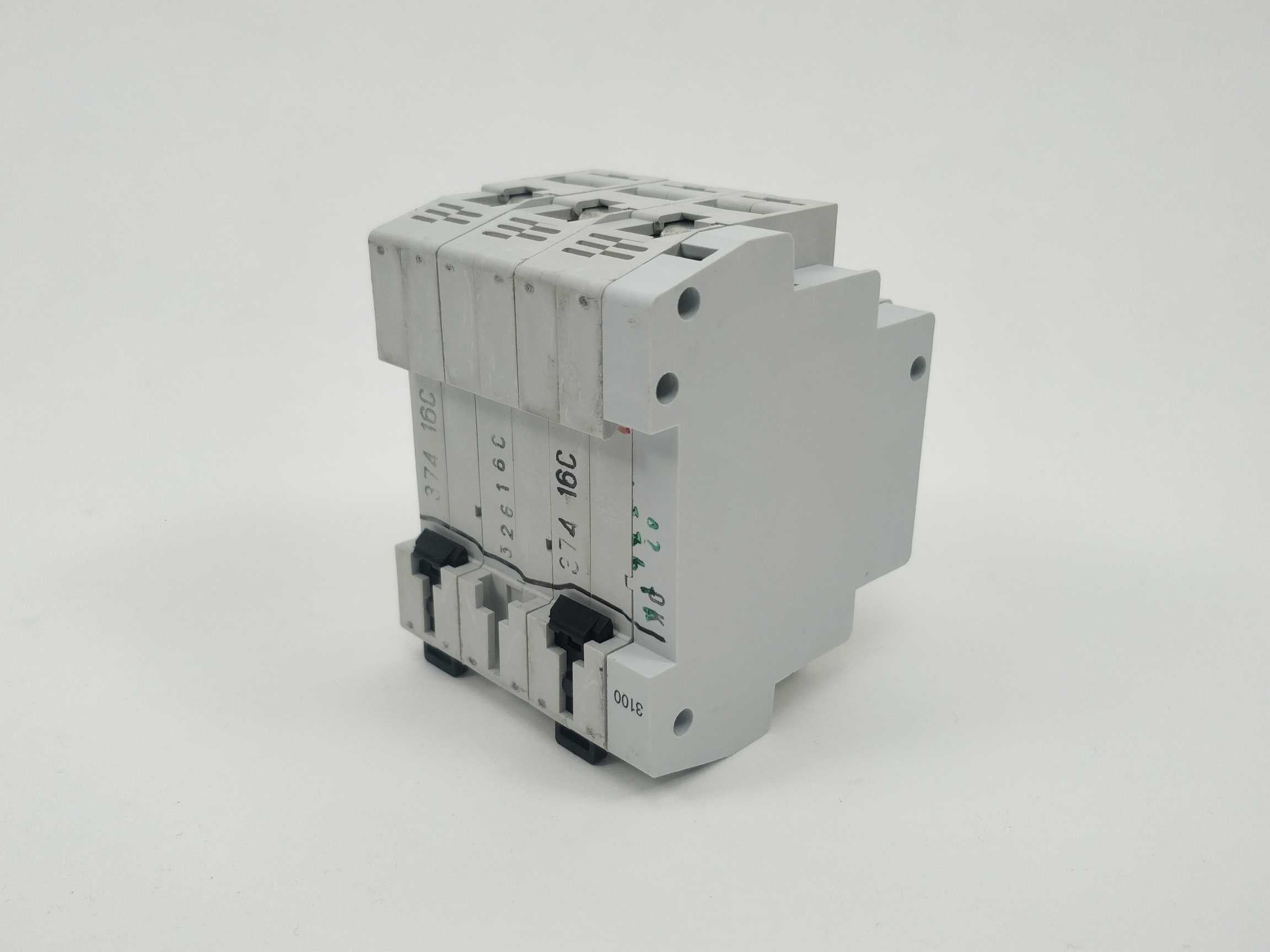 moeller-faz-3-c16-with-faz-fip-xhi11-circuit-breaker_3.jpg MOELLER FAZ-3-C16 with FAZ/FIP-XHI11 Circuit Breaker Udsalg