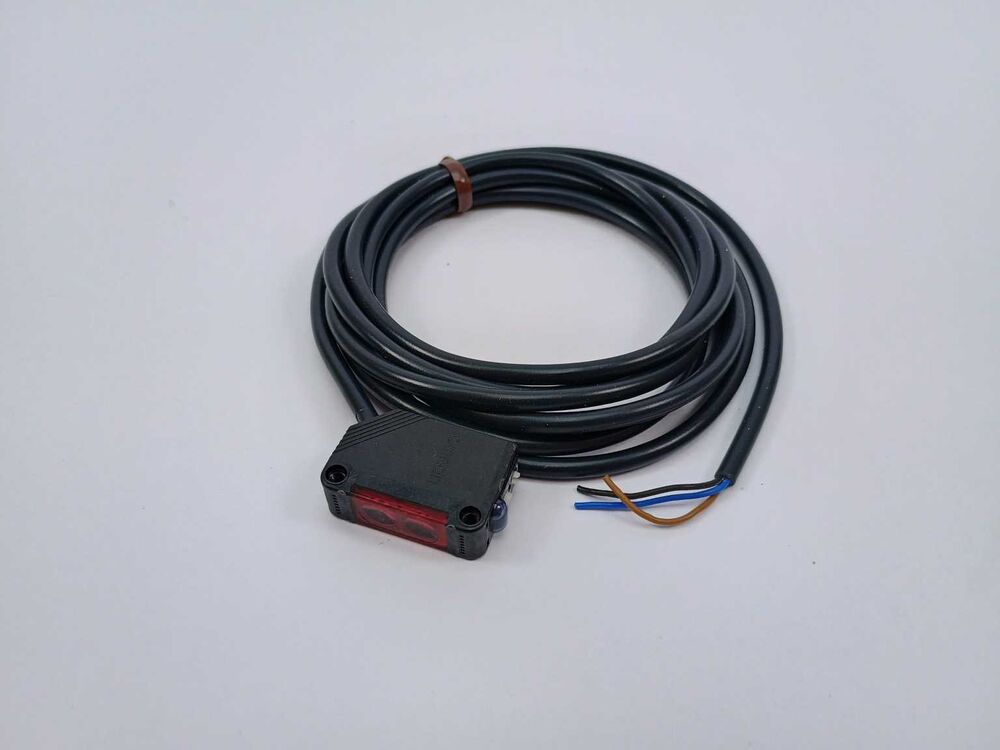 omron-e3z-r81-photoelectric-switch-2m-12-24v-dc_2.jpg OMRON E3Z-R81 PHOTOELECTRIC SWITCH 2m 12-24V DC