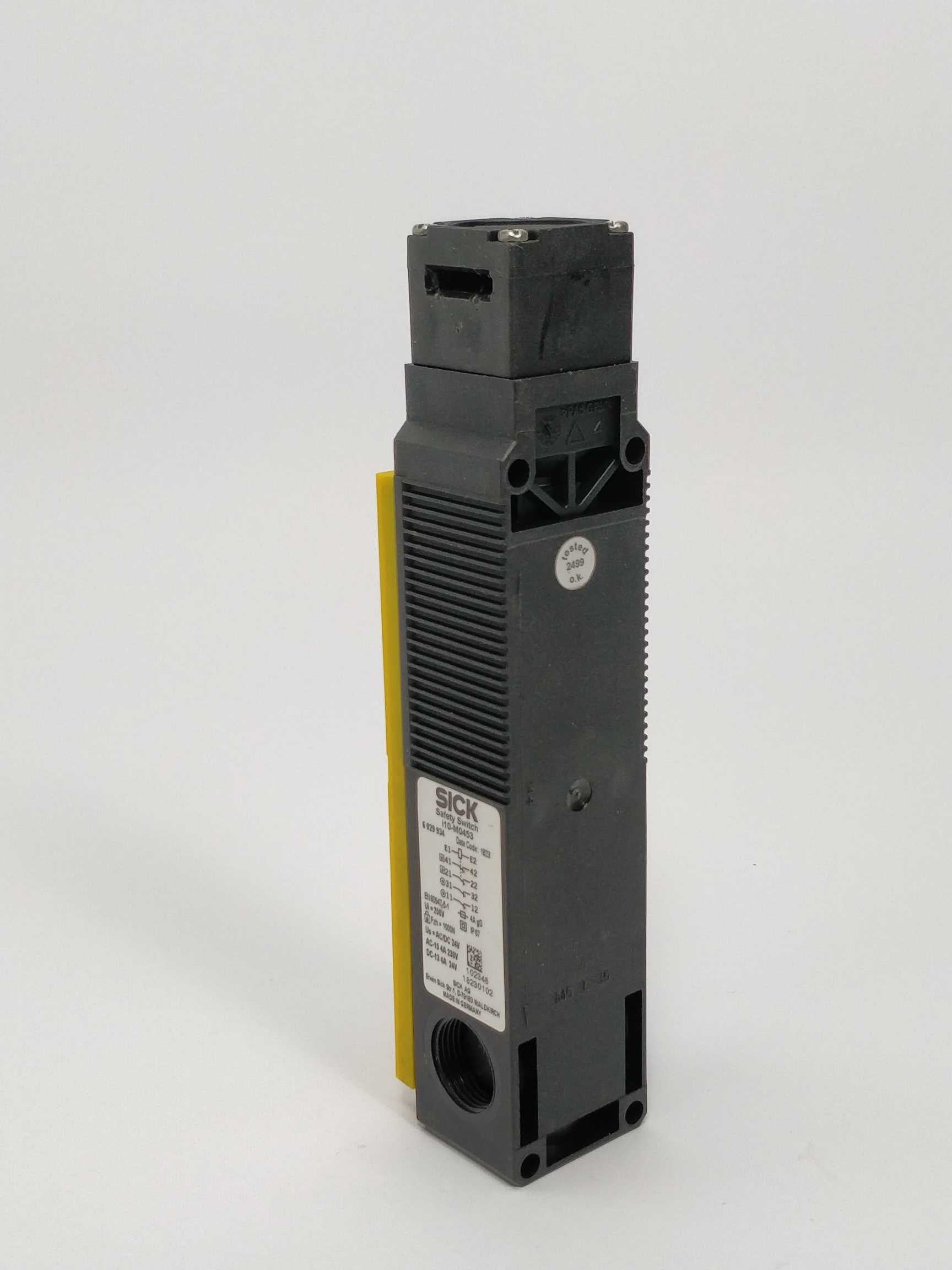 sick-i10m0453-safety-switch-i10-lock_2.jpg SICK i10M0453 Safety switch i10 lock Rabat