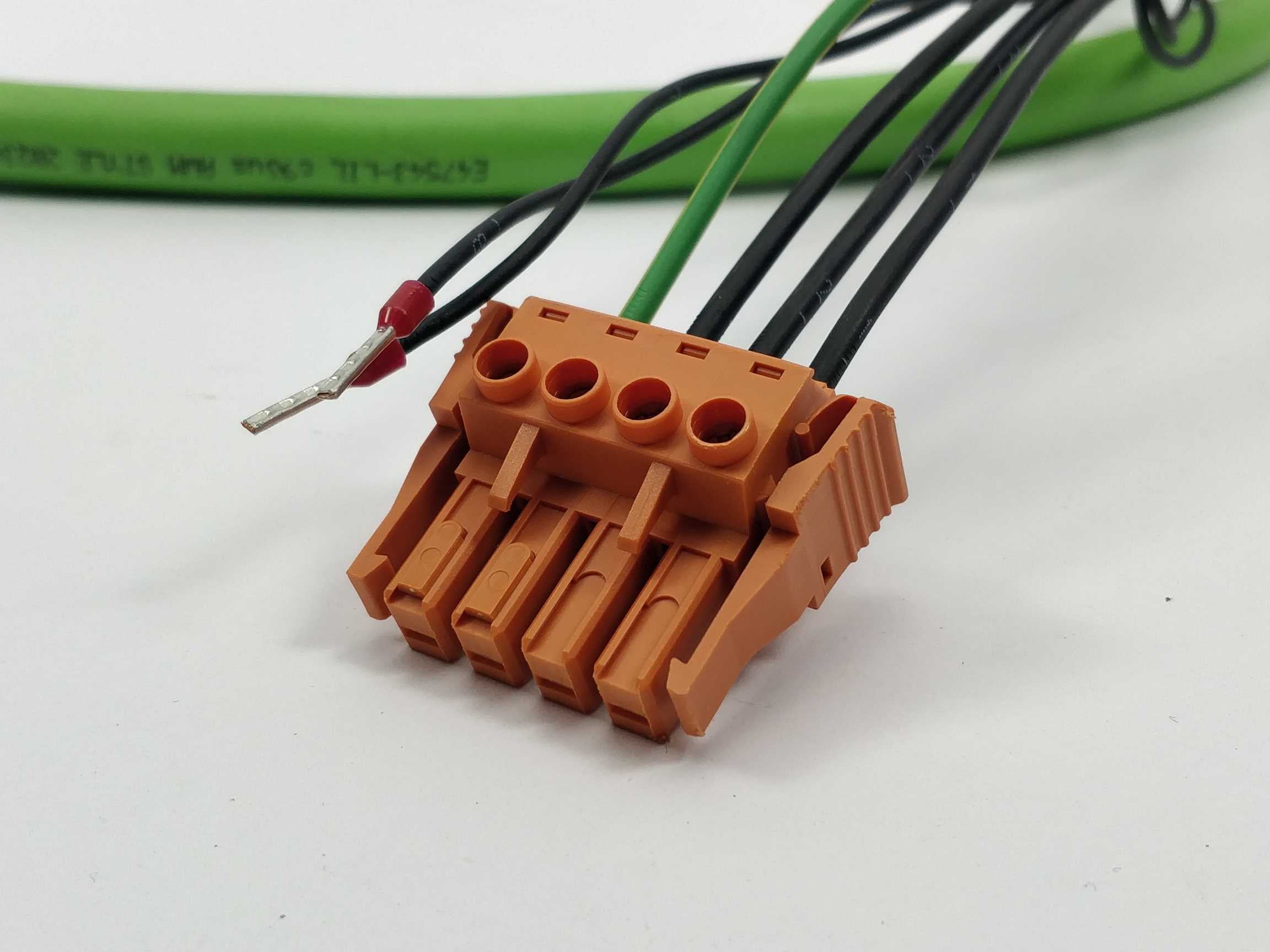 schneider-electric-vw3e1145r020-power-cable-2m_2.jpg Schneider Electric VW3E1145R020 Power Cable 2m