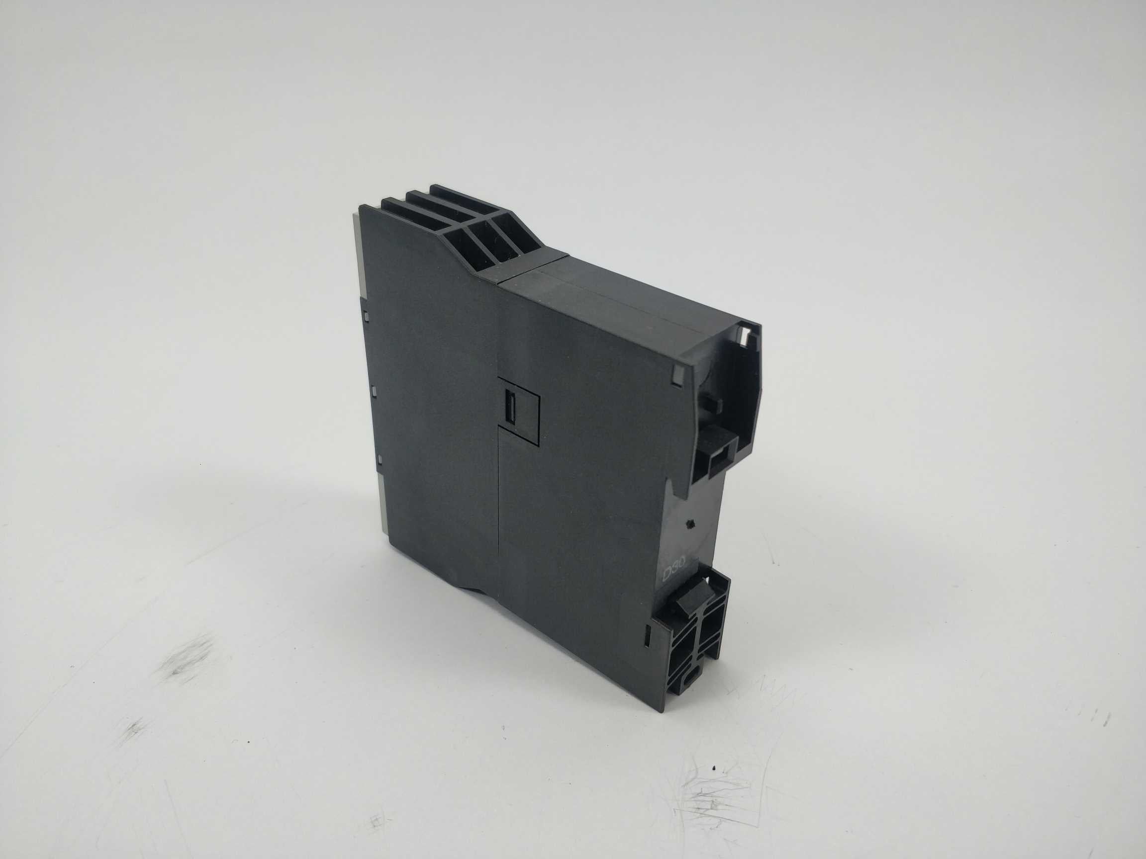 siemens-3un2100-0ac7-thermistor-tripping-unit-24-26v_3.jpg Siemens 3UN2100-0AC7 Thermistor Tripping Unit 24-26V