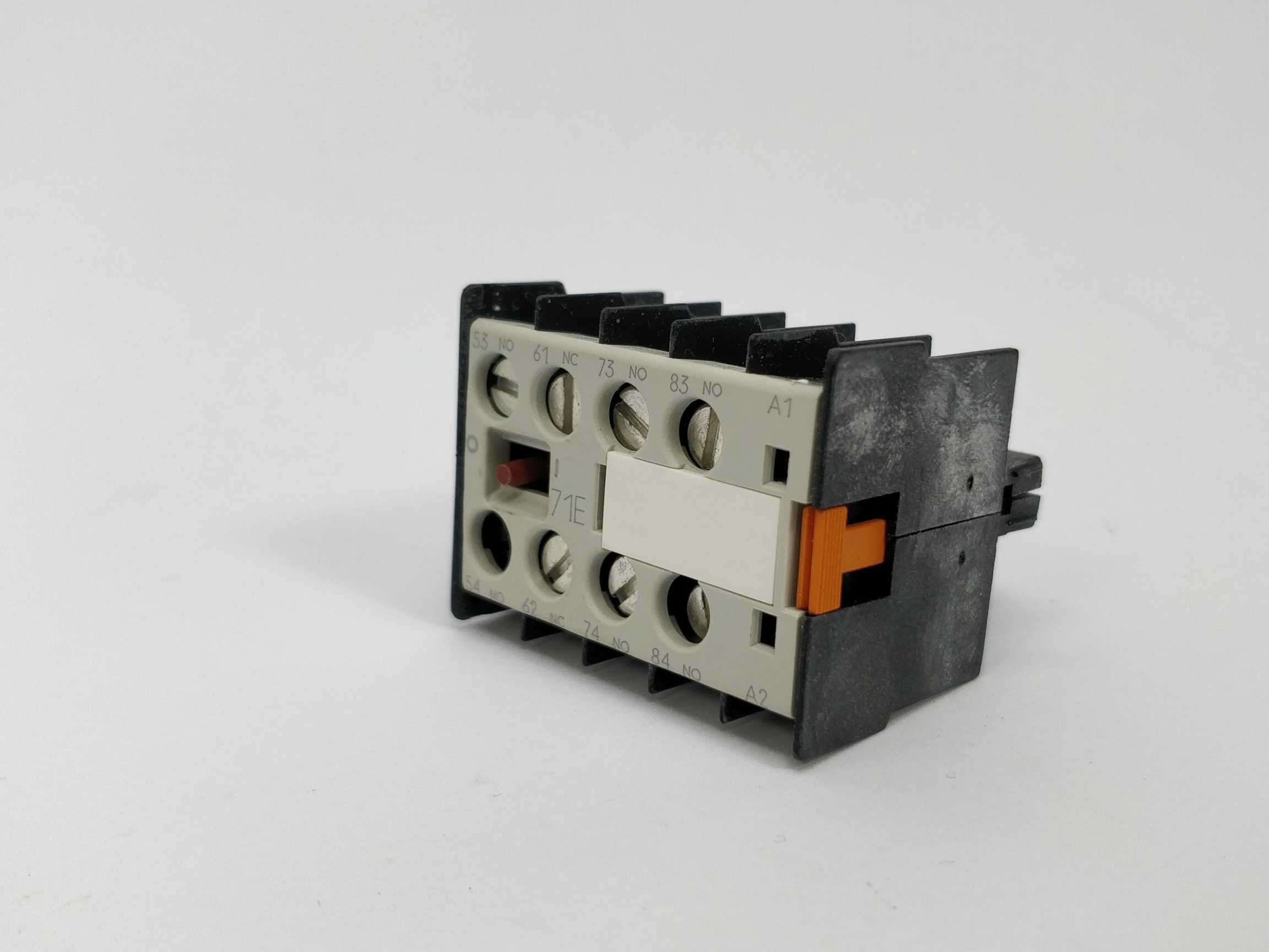 Siemens 3TX4431-0A AUXILIARY CONTACTS BLOCK på udsalg