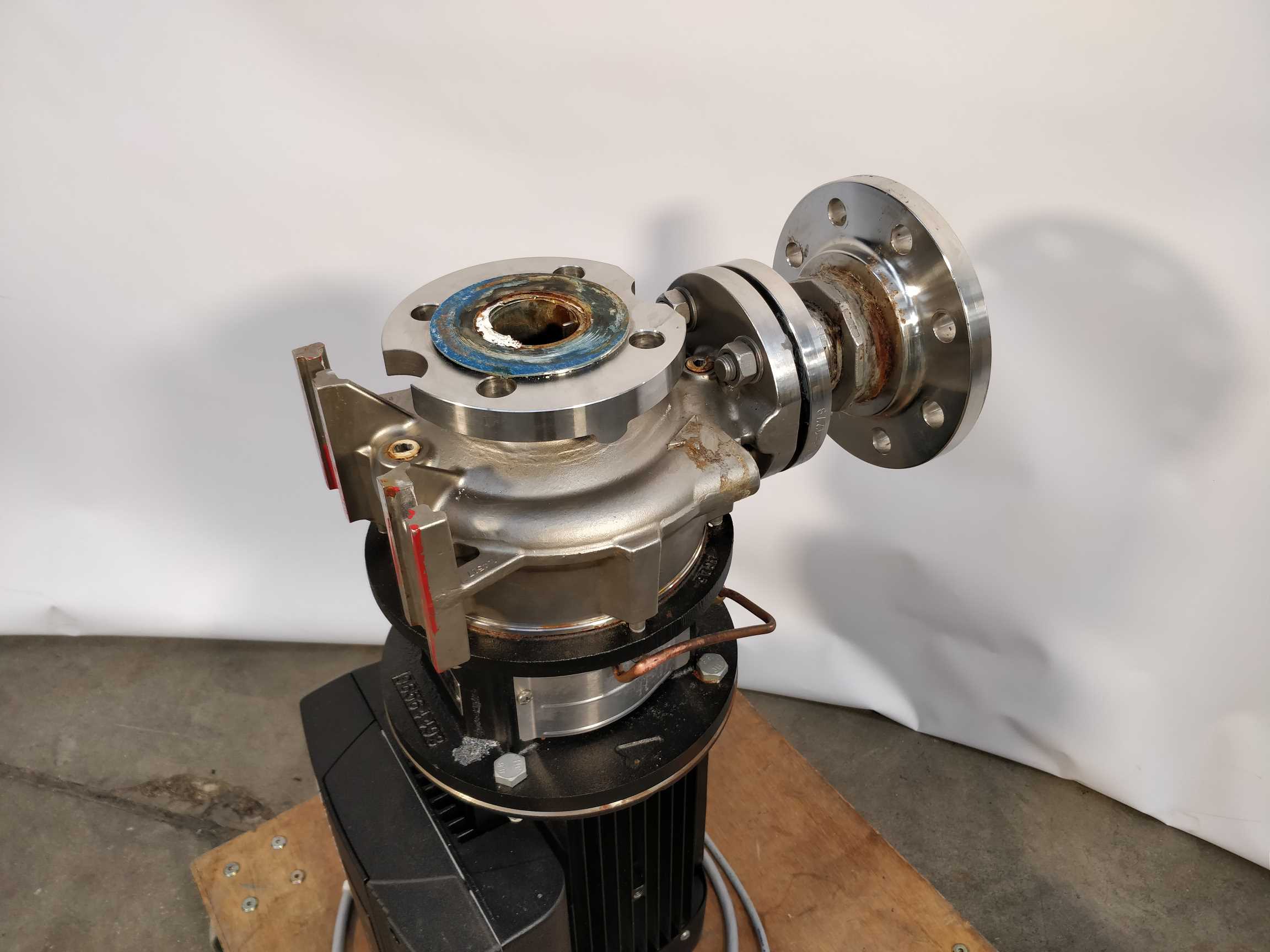 GRUNDFOS 99102239 NBE 32-125/142 A-F2-L-BQQE pump