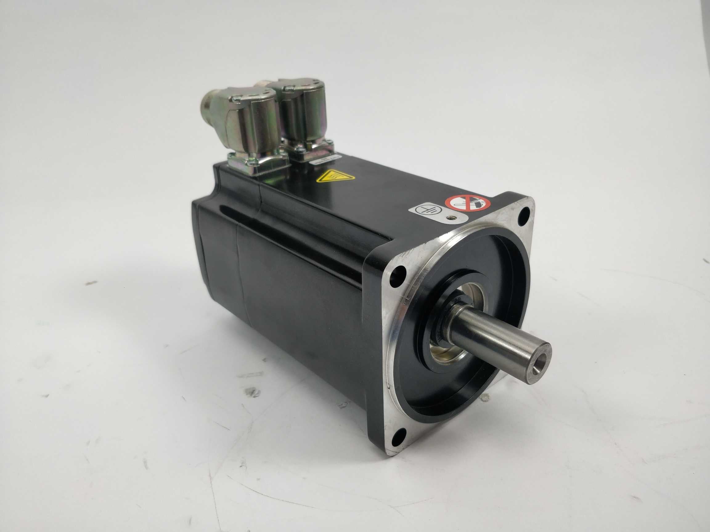 schneider-electric-bmh1002t06a2a-servomotor-bmh_3.jpg Schneider Electric BMH1002T06A2A Servomotor BMH