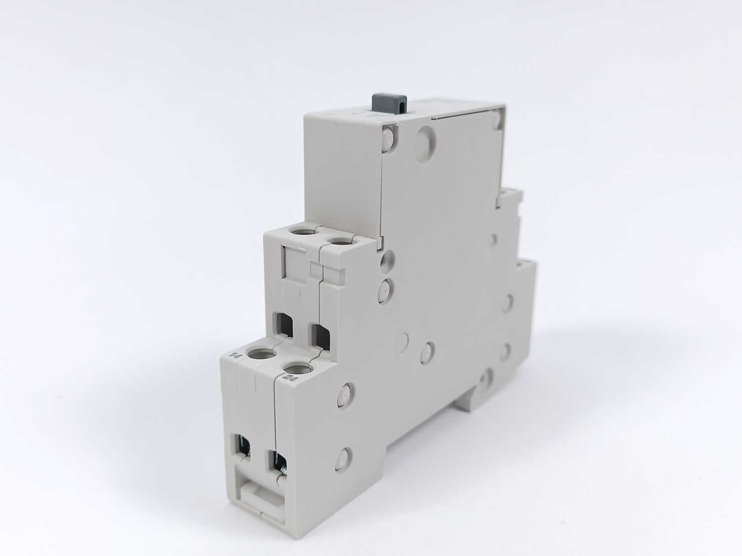 siemens-5tt4-202-0-switching-relay_1.jpg Siemens 5TT4 202-0 Switching Relay Udsalg