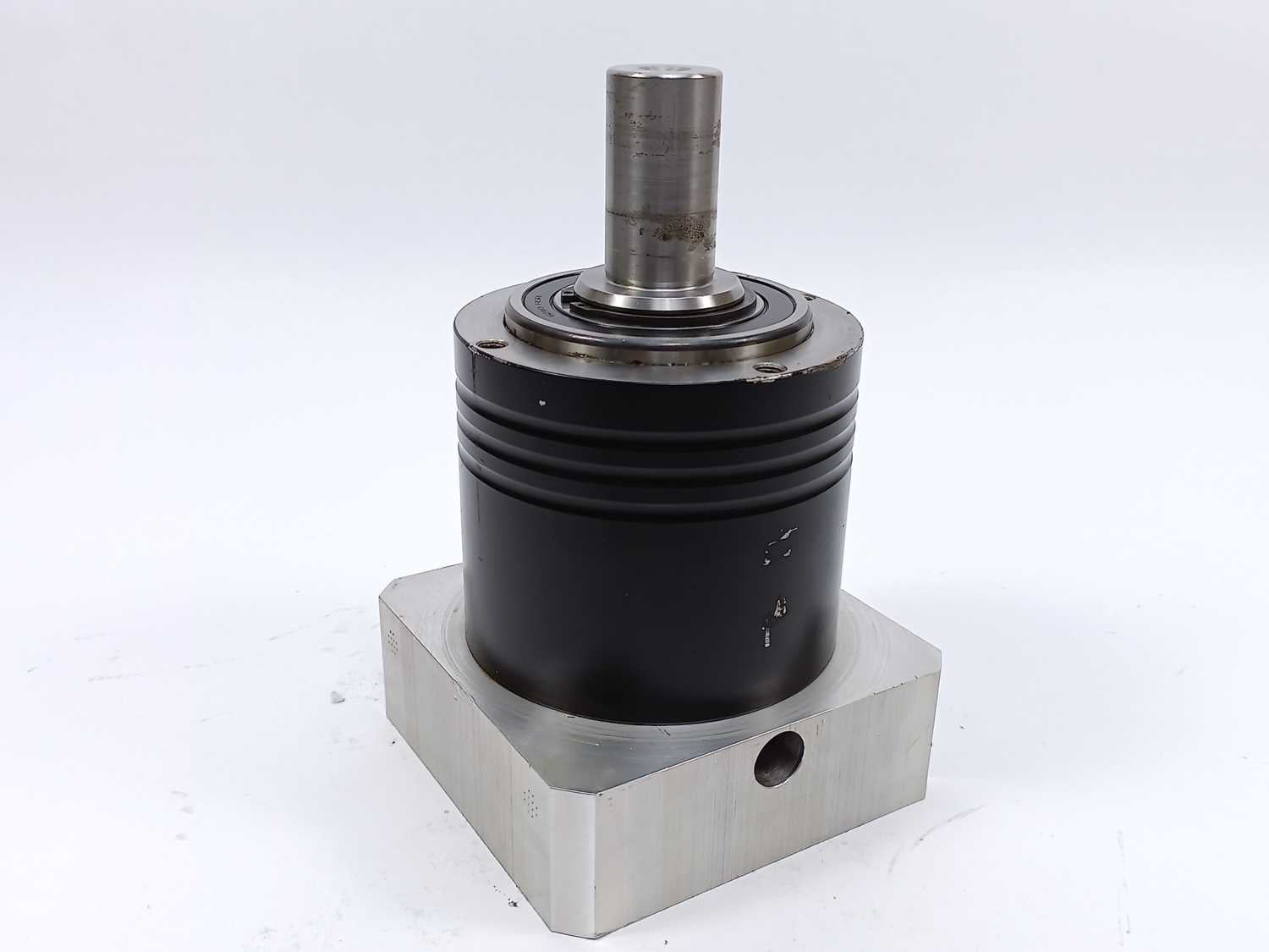 Wittenstein LP 120S-MF1-7-1I1-3S Servo Gearbox. Ratio = 7 Online salg