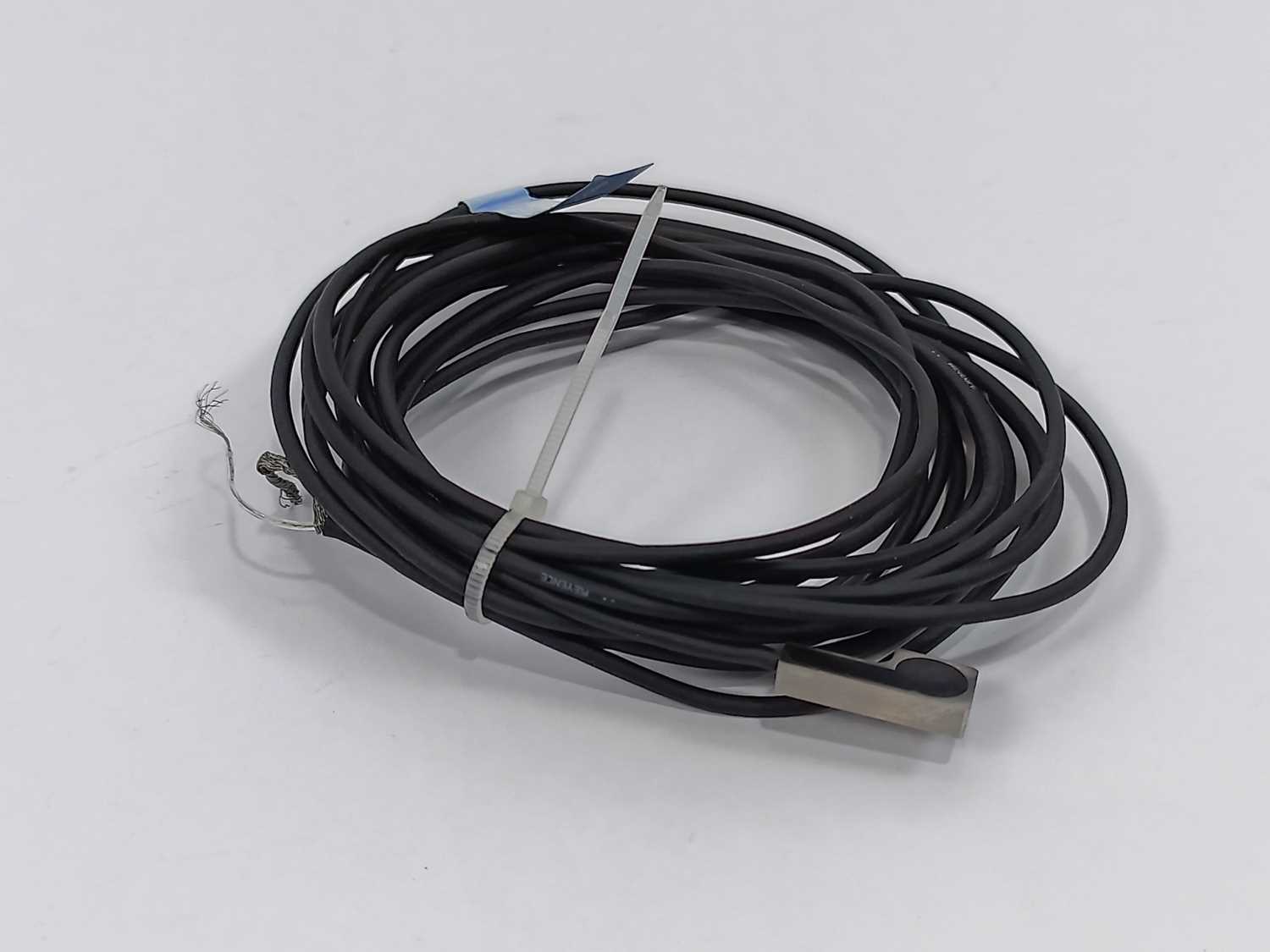 keyence-eh-0872-proximity-sensor_0.jpg KEYENCE EH-0872 Proximity Sensor