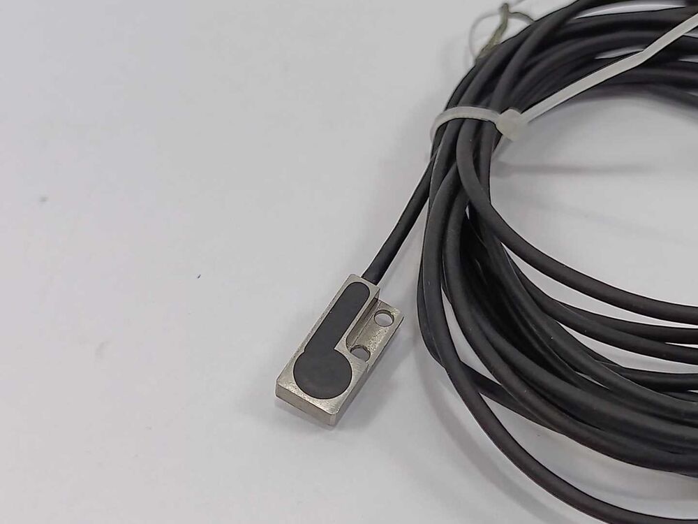 keyence-eh-0872-proximity-sensor_3.jpg KEYENCE EH-0872 Proximity Sensor